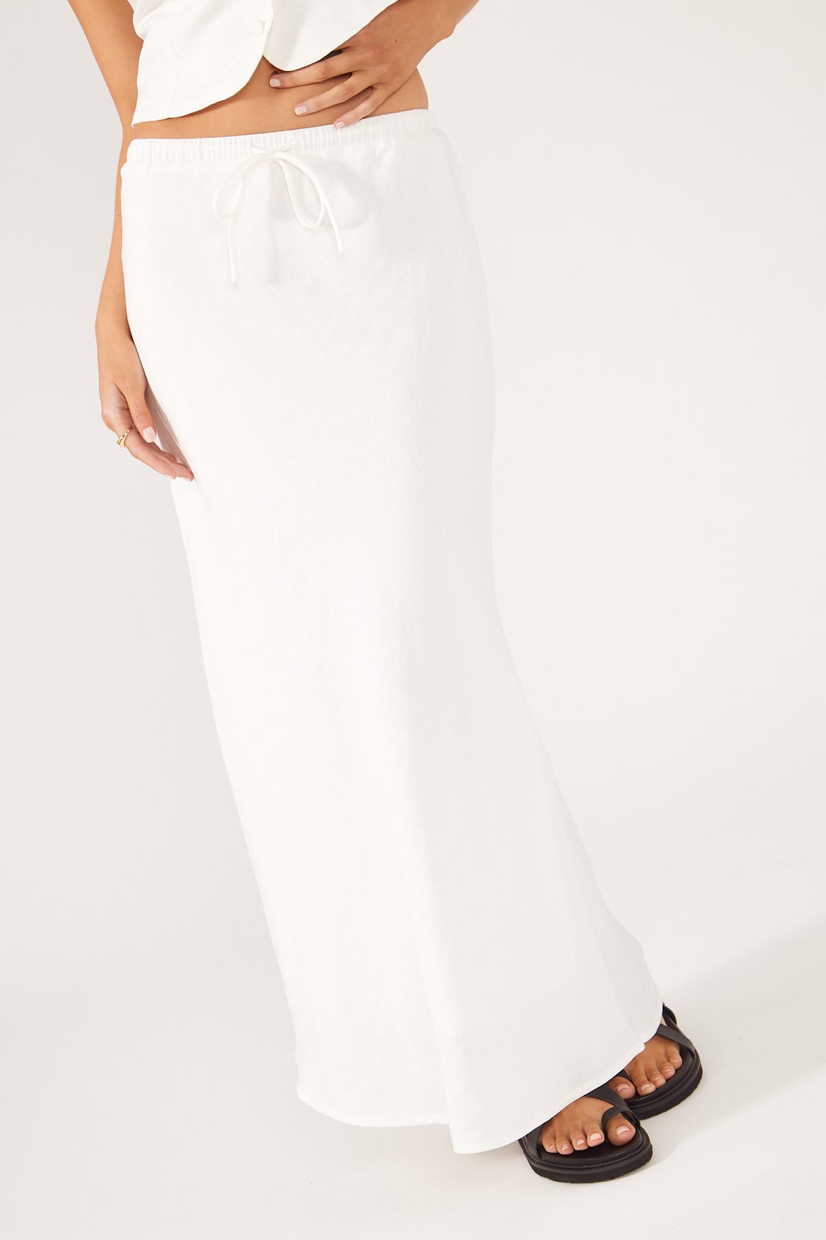 Perfect Stranger Marcella Linen Drawcord Midi Skirt White