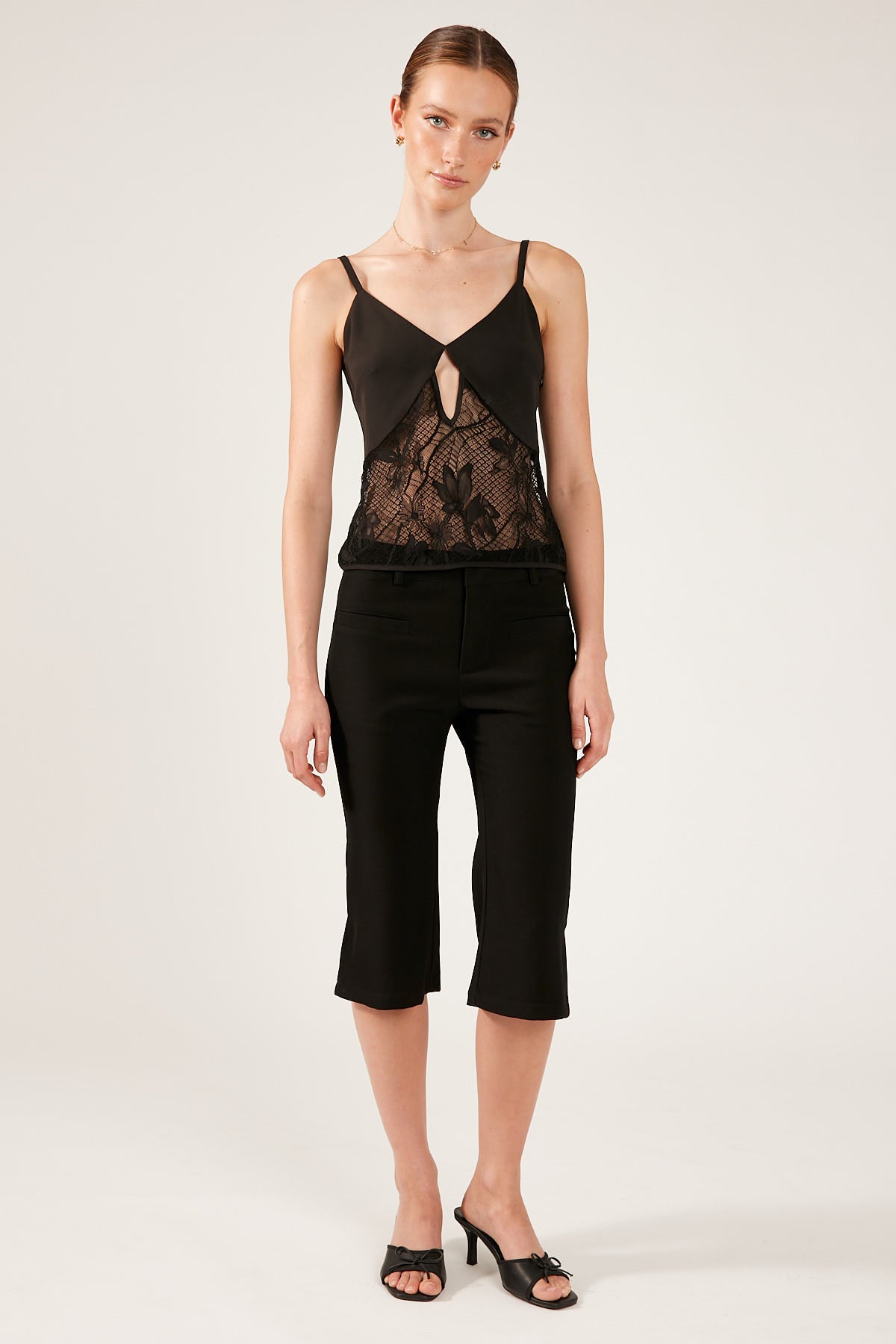 Perfect Stranger CARRIE 90S CAPRI PANT Black