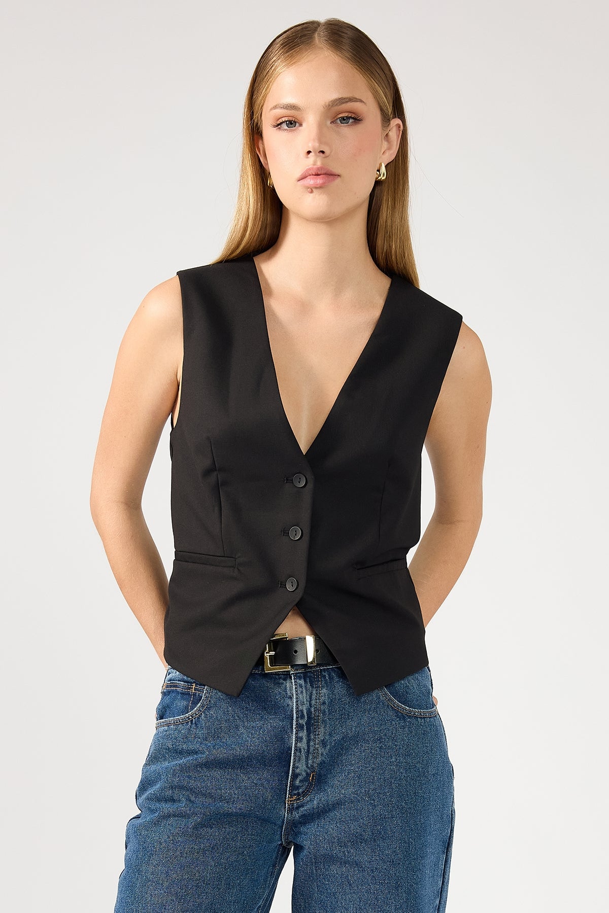 Perfect Stranger Maeve Relaxed Tailored Vest Black