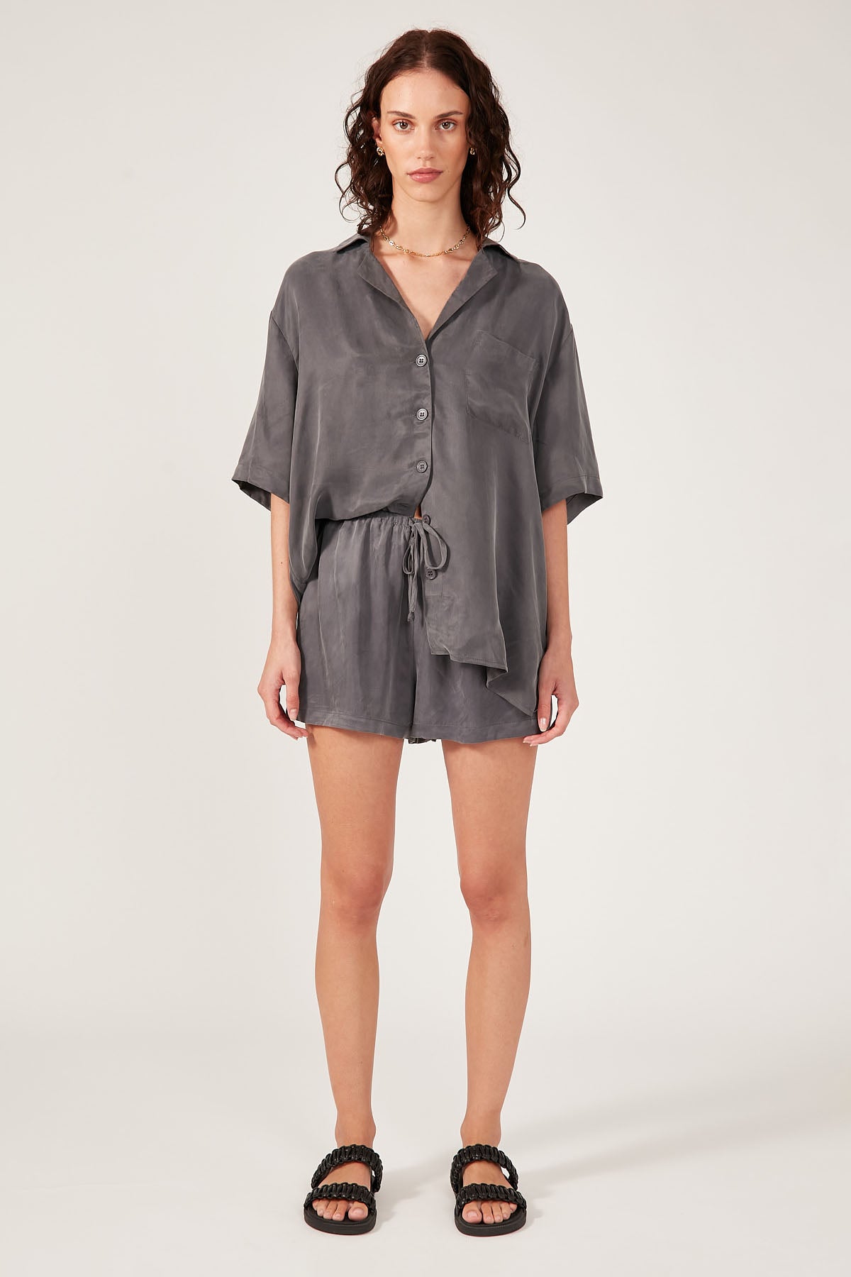 Perfect Stranger Ace Cupro Short Charcoal