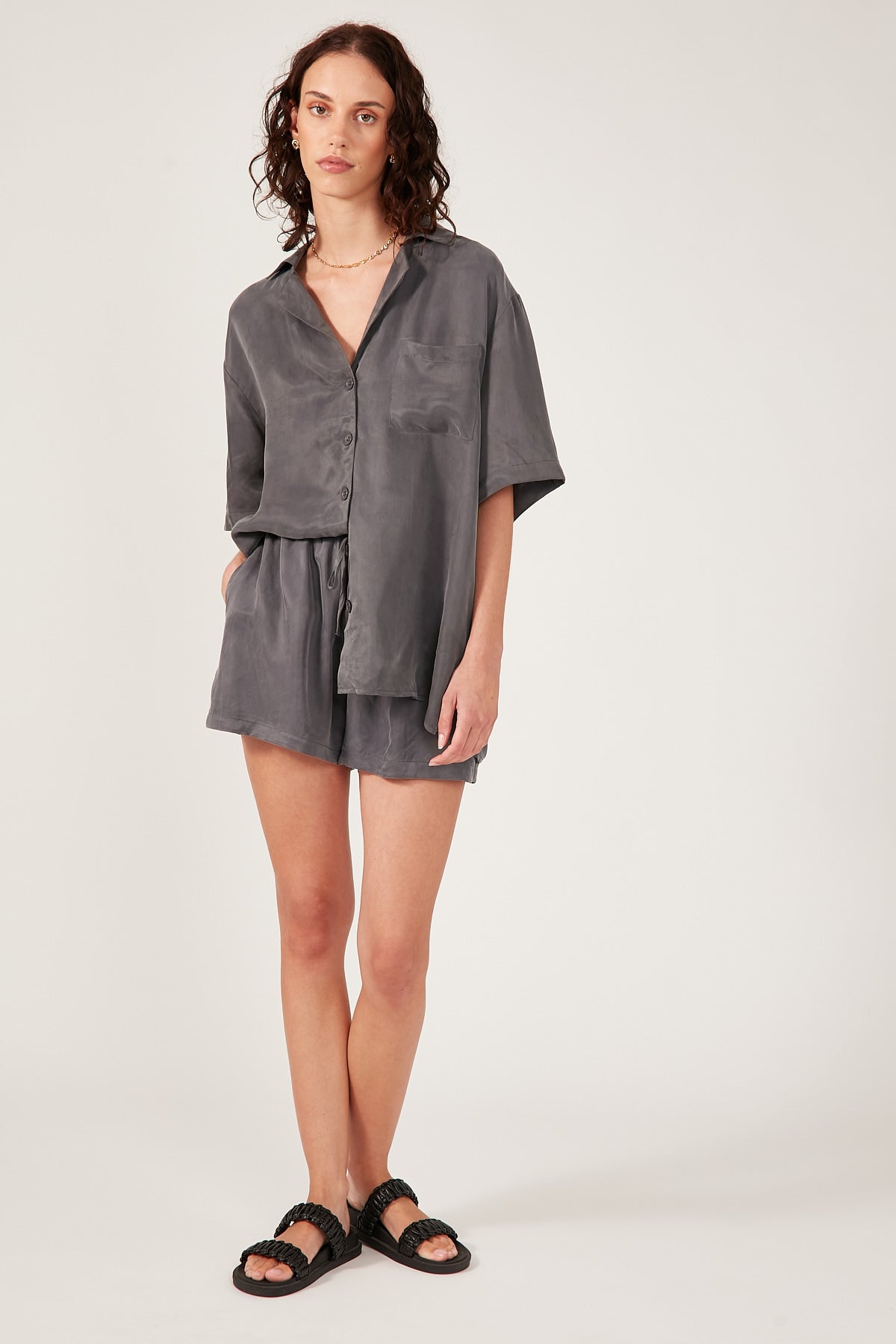 Perfect Stranger Ace Cupro Short Charcoal