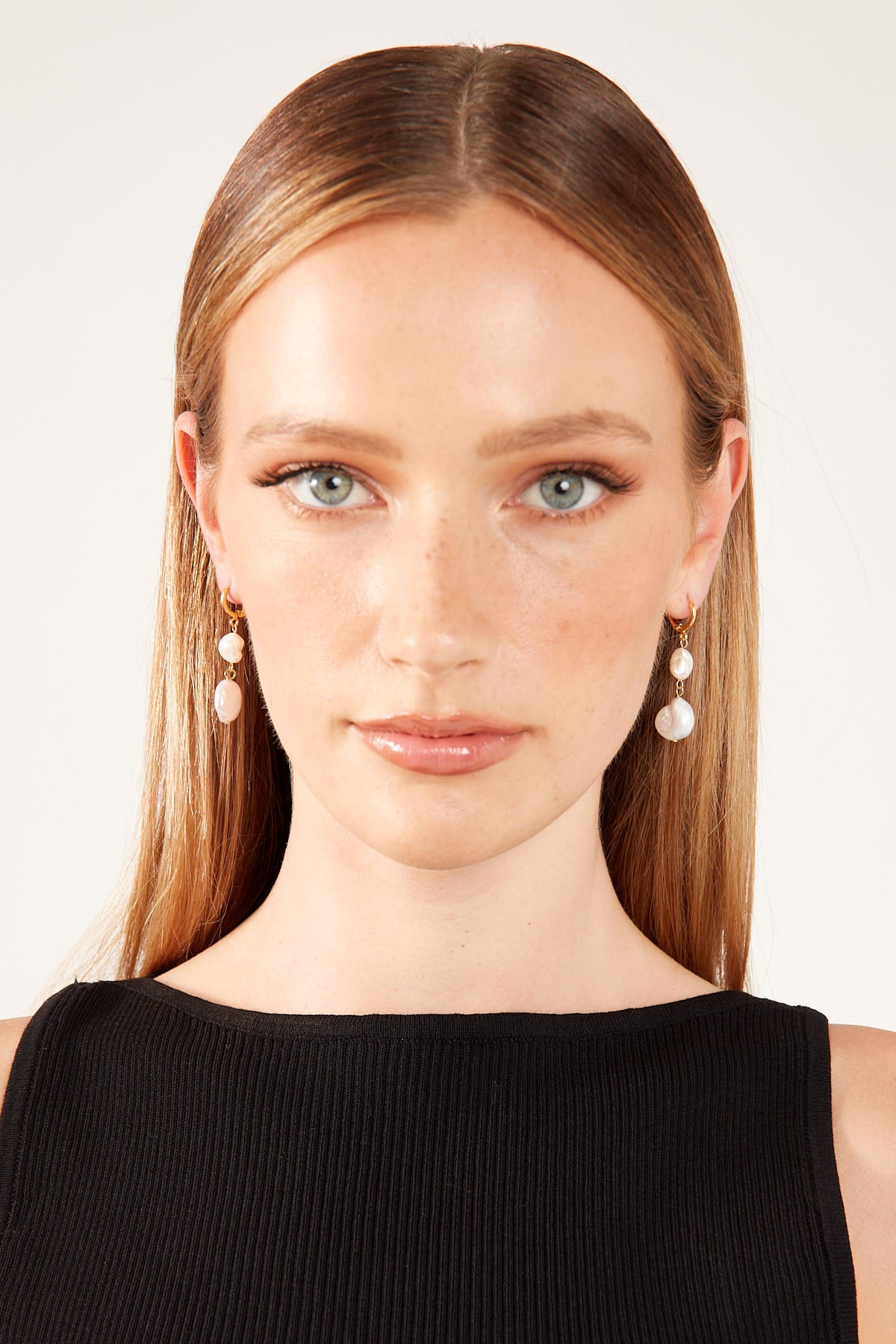 Perfect Stranger Eloise Pearl Drop Earrings 18k Gold Plated
