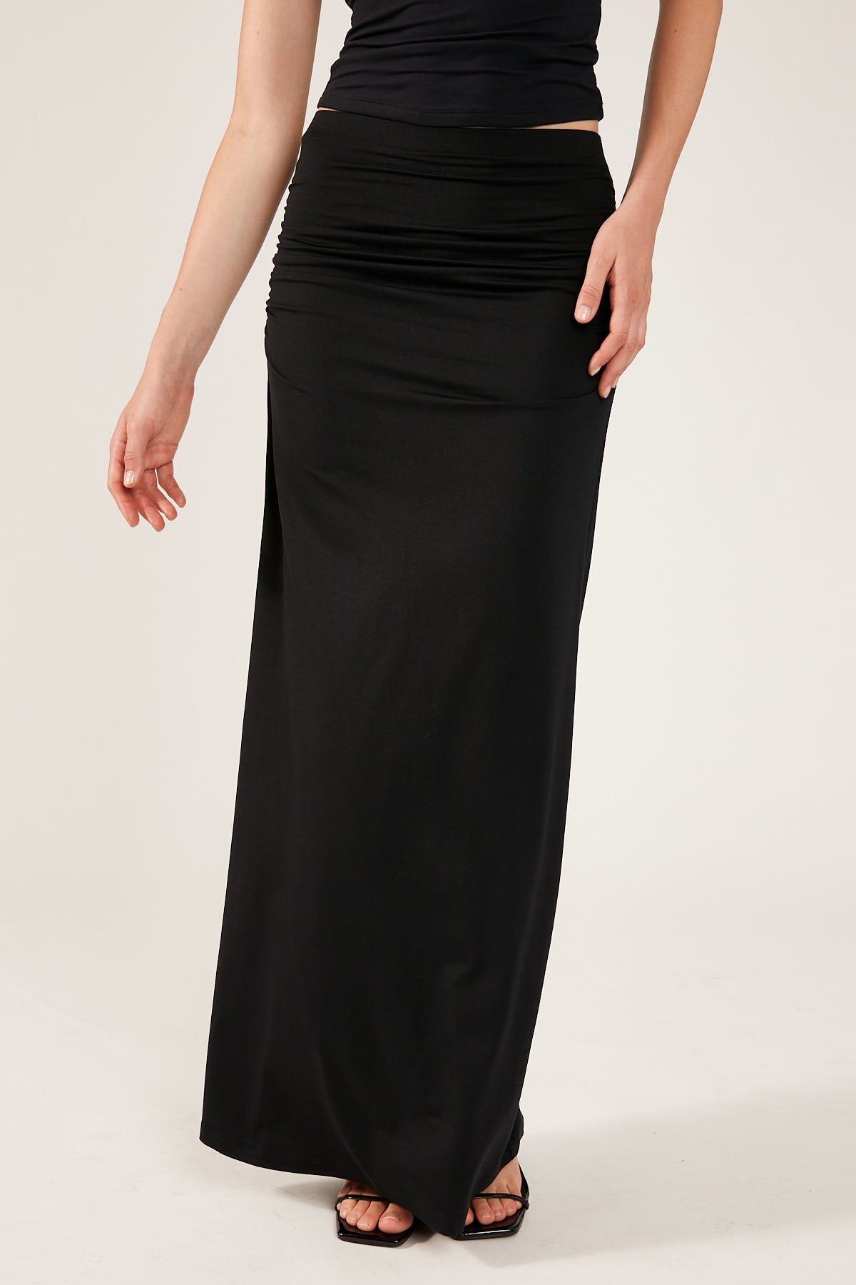 Perfect Stranger Cora Midi Skirt Black