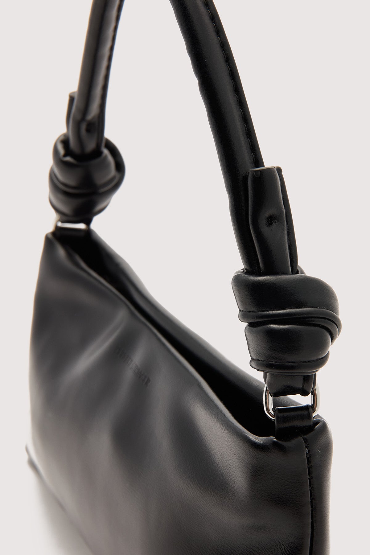 Perfect Stranger Diana Handbag Black