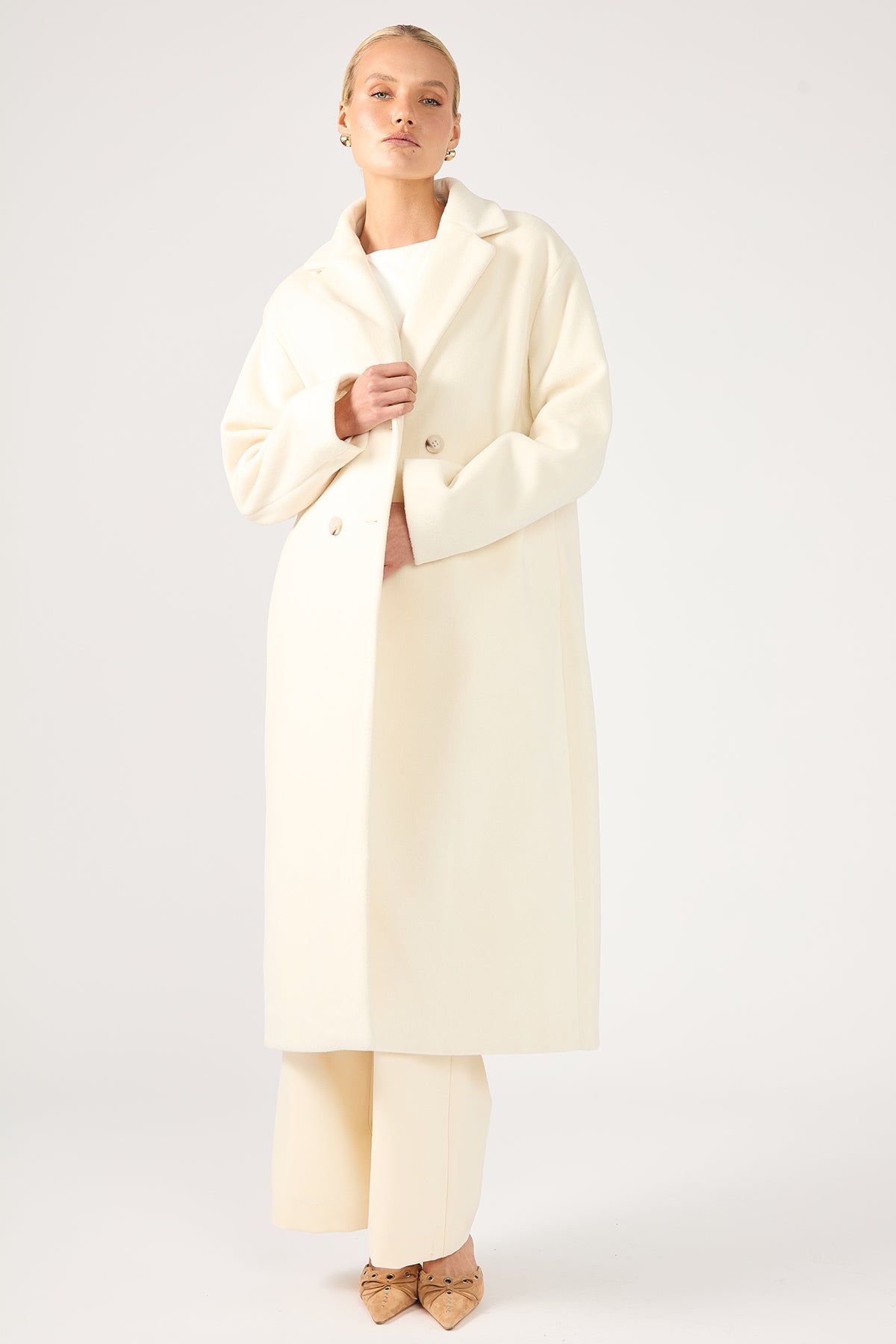 Perfect Stranger Ultimatum Long Line Coat Cream