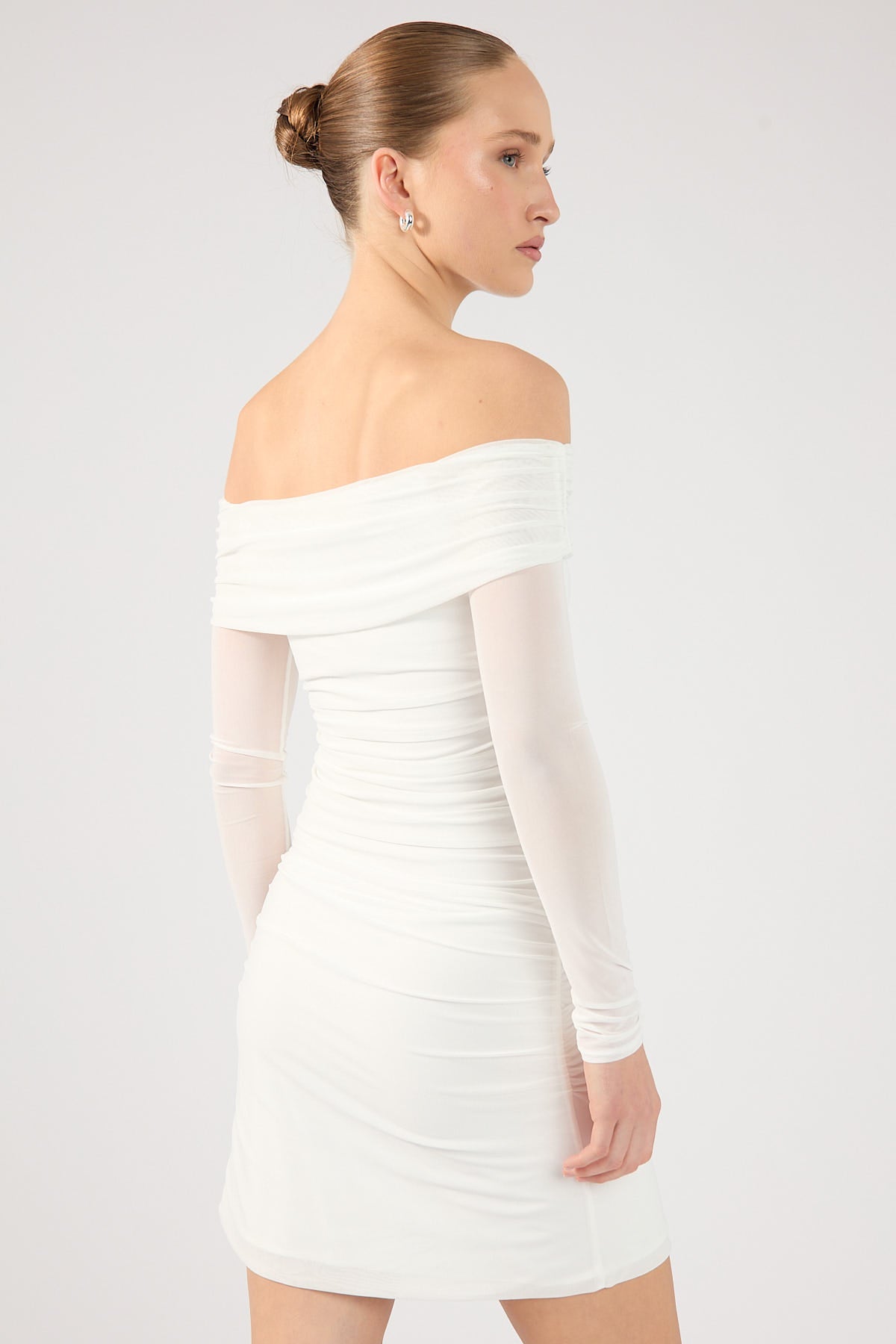 Perfect Stranger Willow Off Shoulder Long Sleeve Dress White