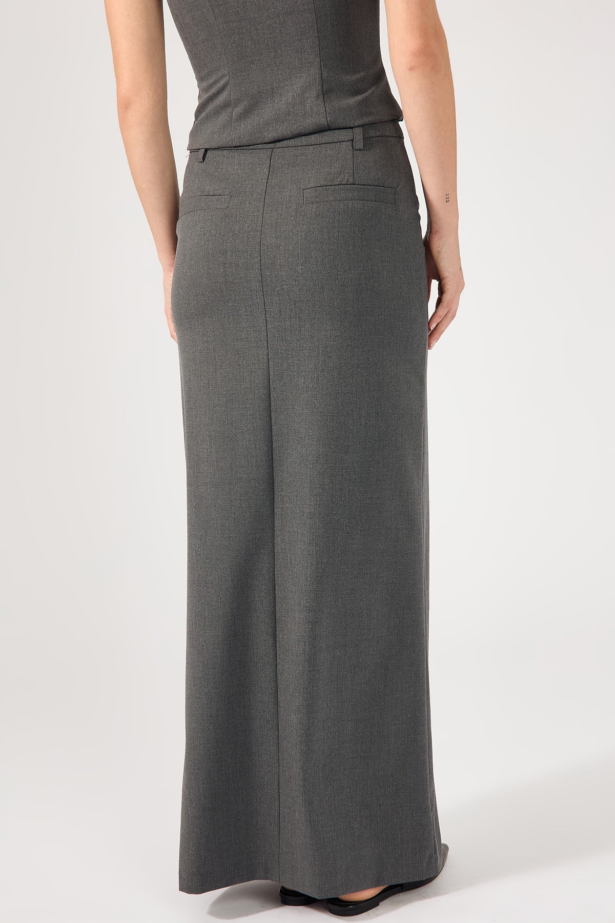 Perfect Stranger Winona Tailored Midi Skirt Grey