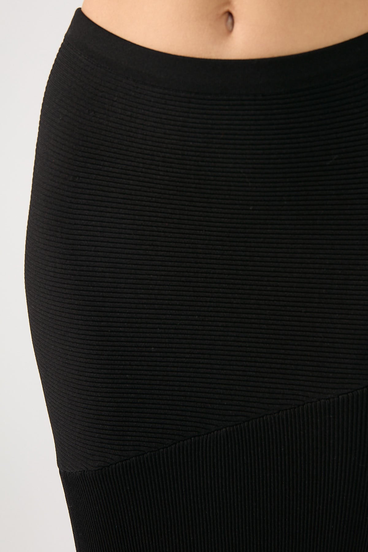 Perfect Stranger Rib Knit Maxi Skirt Black