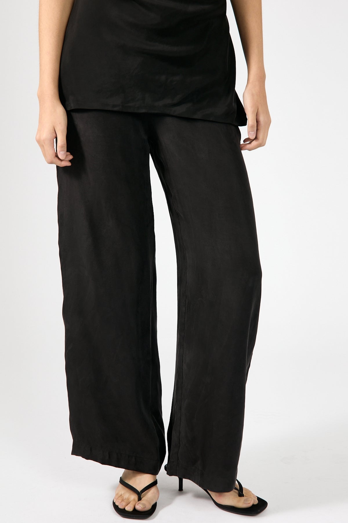 Perfect Stranger Giulia Clean Waist Cupro Pant Black