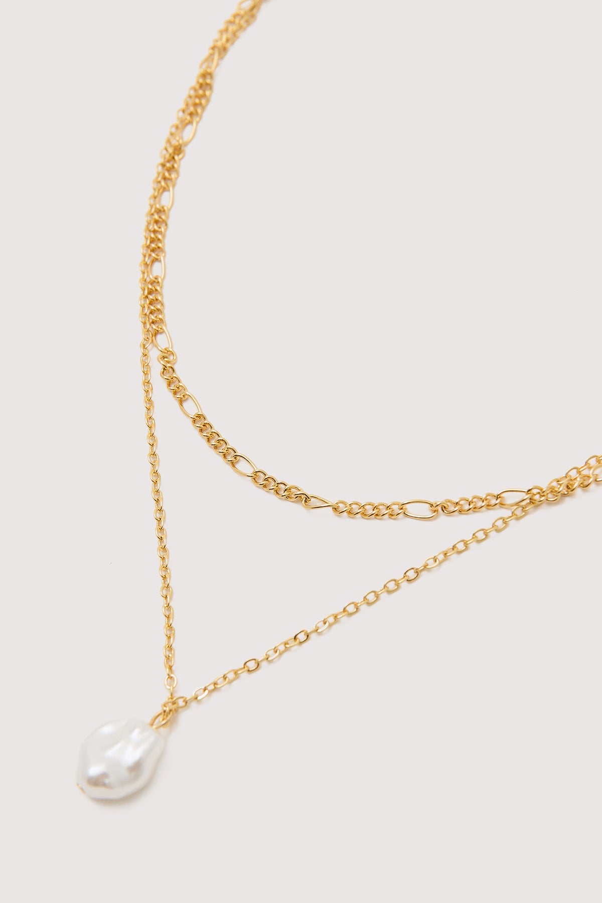 Perfect Stranger Allure Pearl 2 Pack Layered Necklace Gold