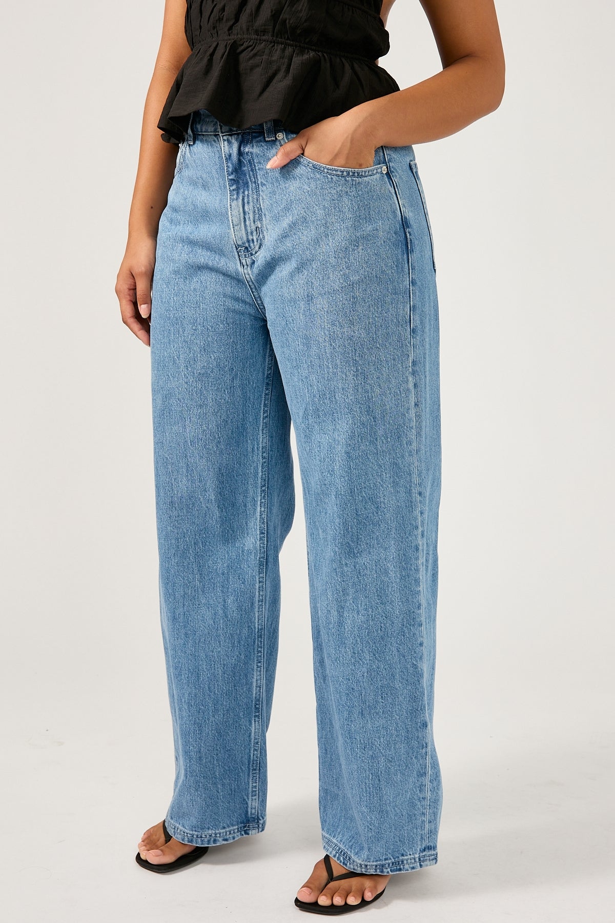 Perfect Stranger Mid Rise 90's Slouch Jean Mid Blue Denim