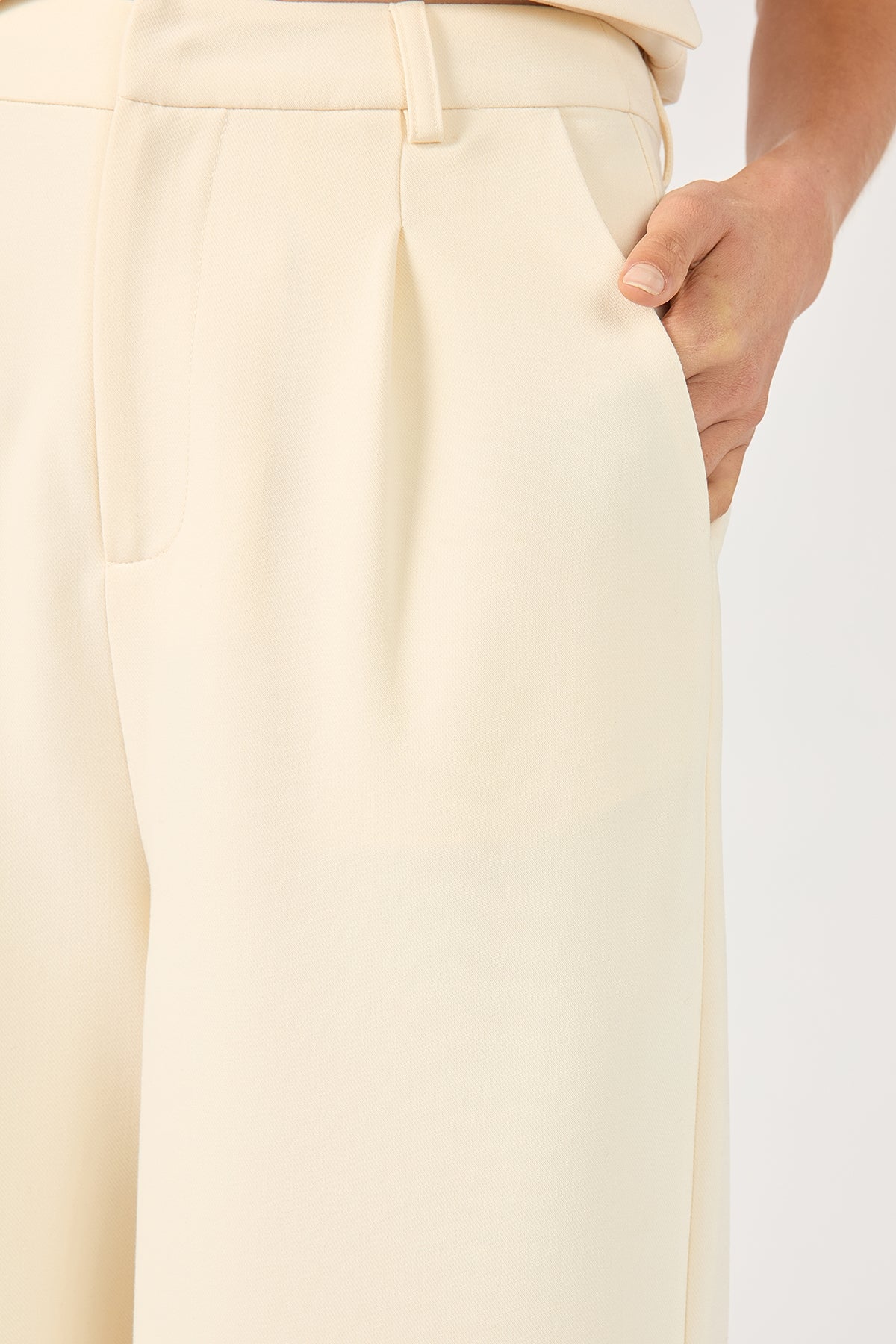 Perfect Stranger Luca Straight Leg Tailored Pants Bone
