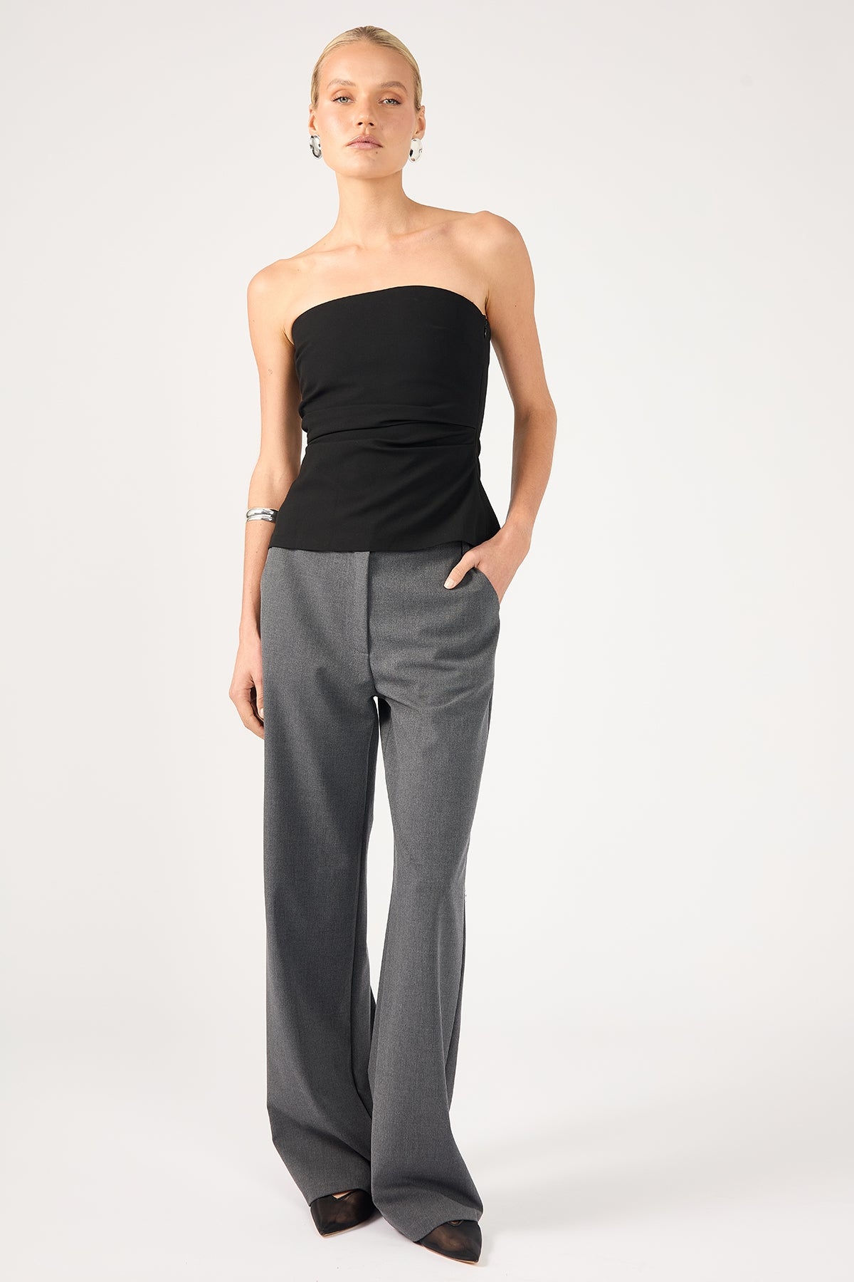Perfect Stranger Koda Mid Rise Tailored Pant Grey
