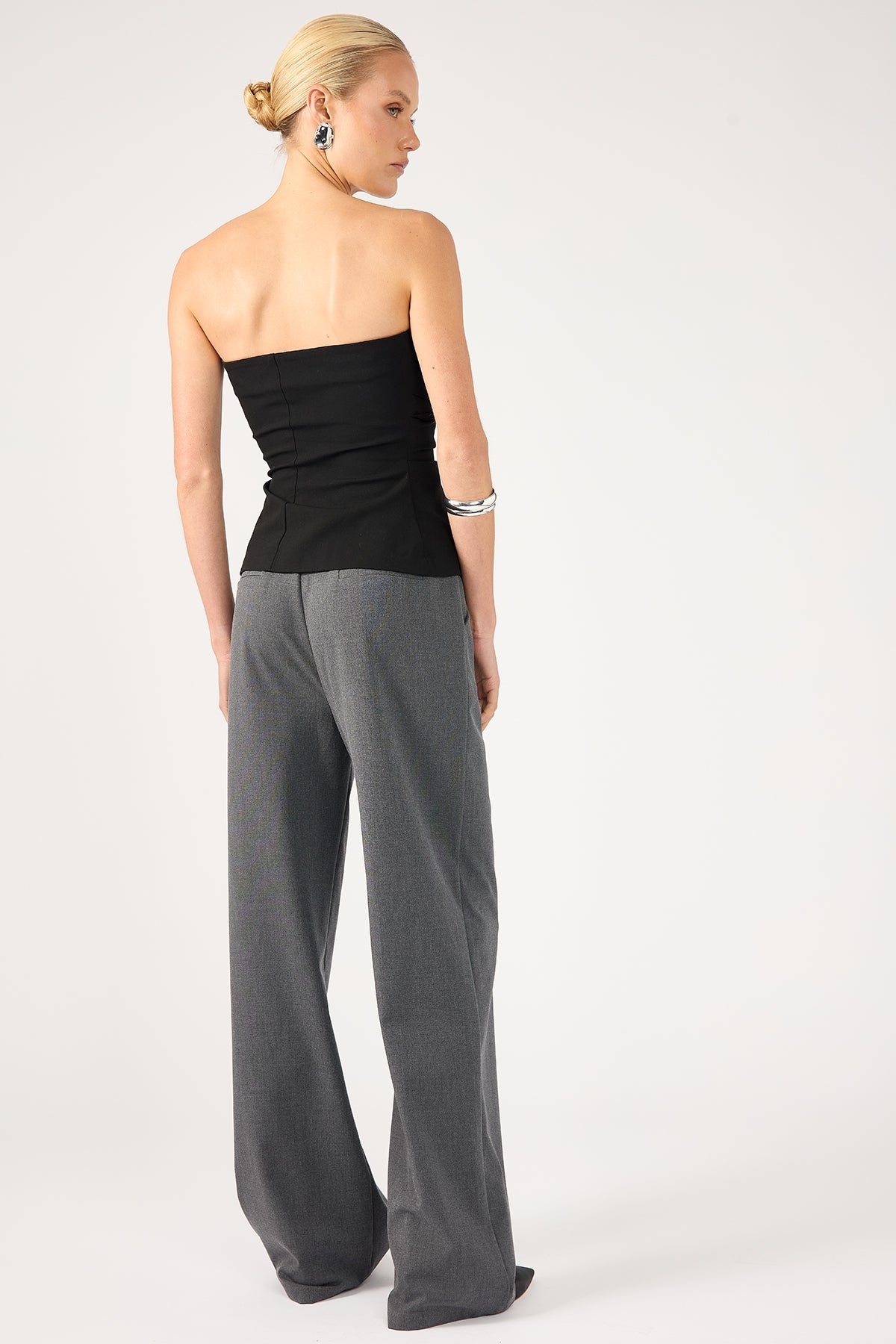 Perfect Stranger Koda Mid Rise Tailored Pant Grey