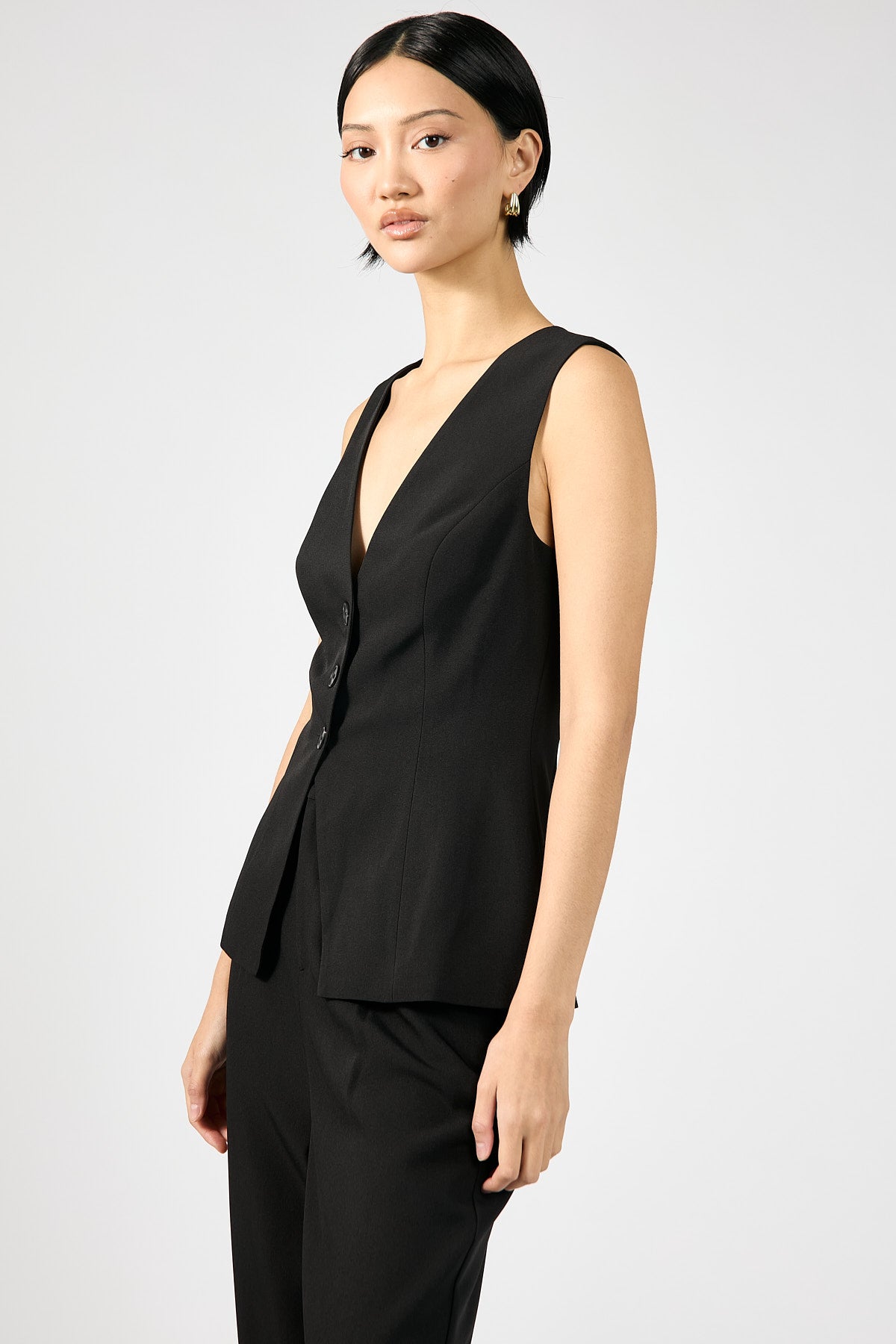 Perfect Stranger Ares Sleeveless Vest Black