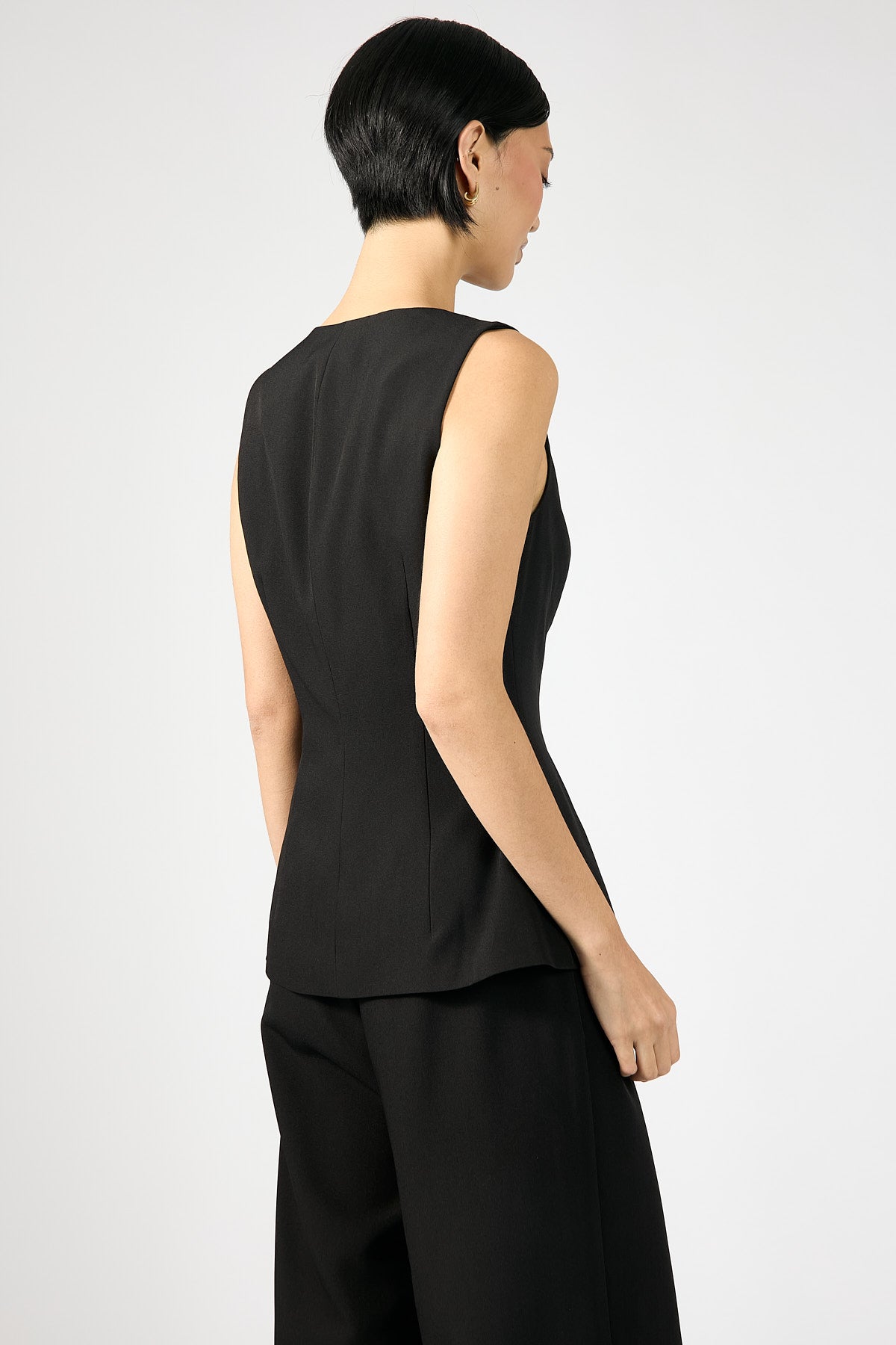 Perfect Stranger Ares Sleeveless Vest Black