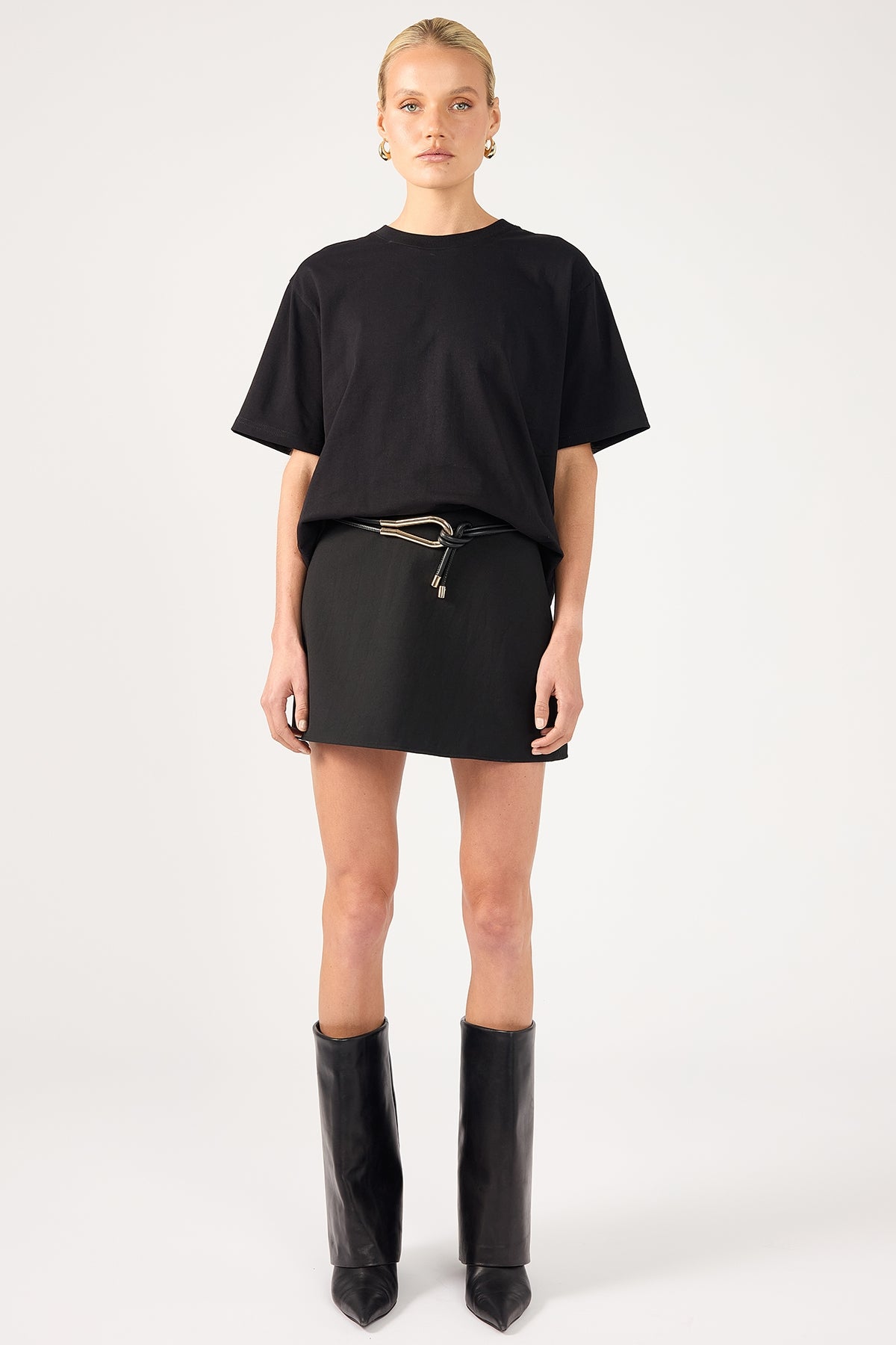 Perfect Stranger Oversized Basic Tee Black