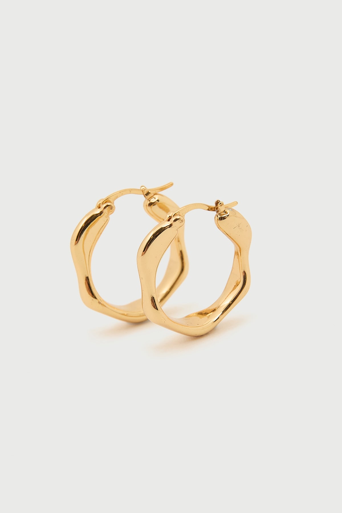 Perfect Stranger Arna Hoop Plated Earrings 18K Gold Plated