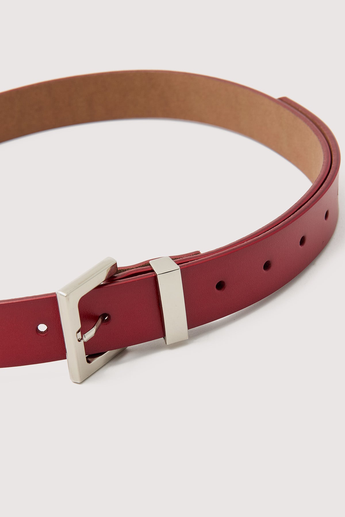 Perfect Stranger Timeless Leather Belt Red / Silver