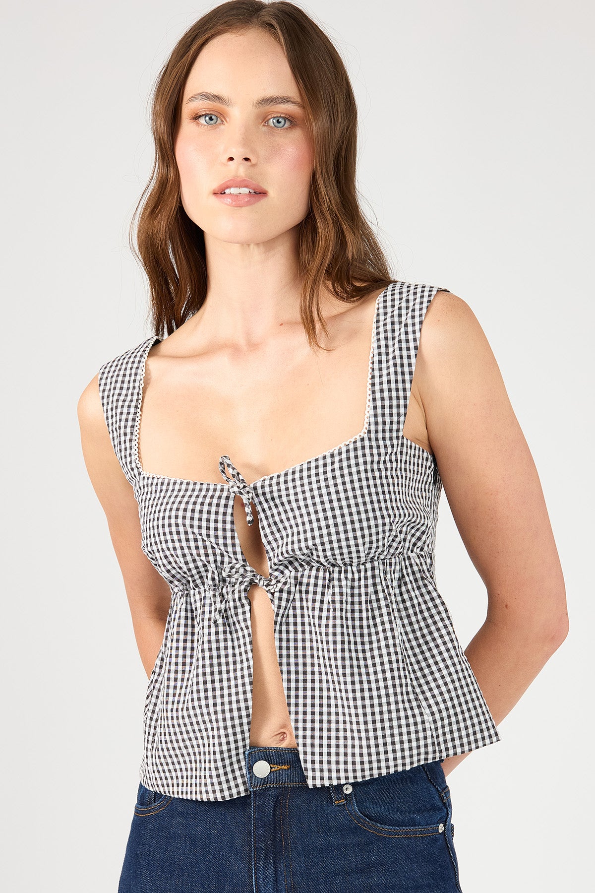 Perfect Stranger Garden Party Tie Front Top Black Print