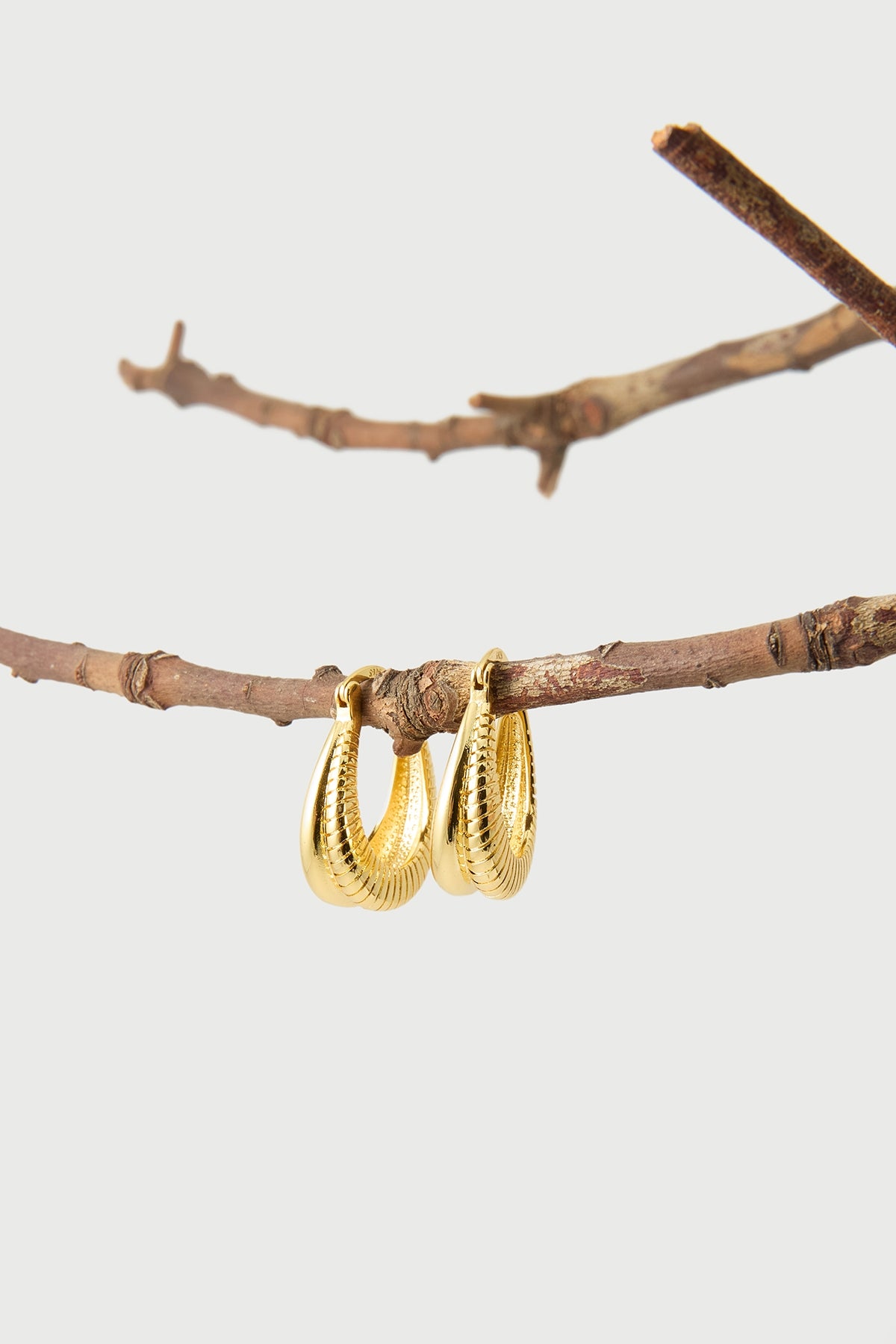 Perfect Stranger Billie Hoop Earrings 18K Gold