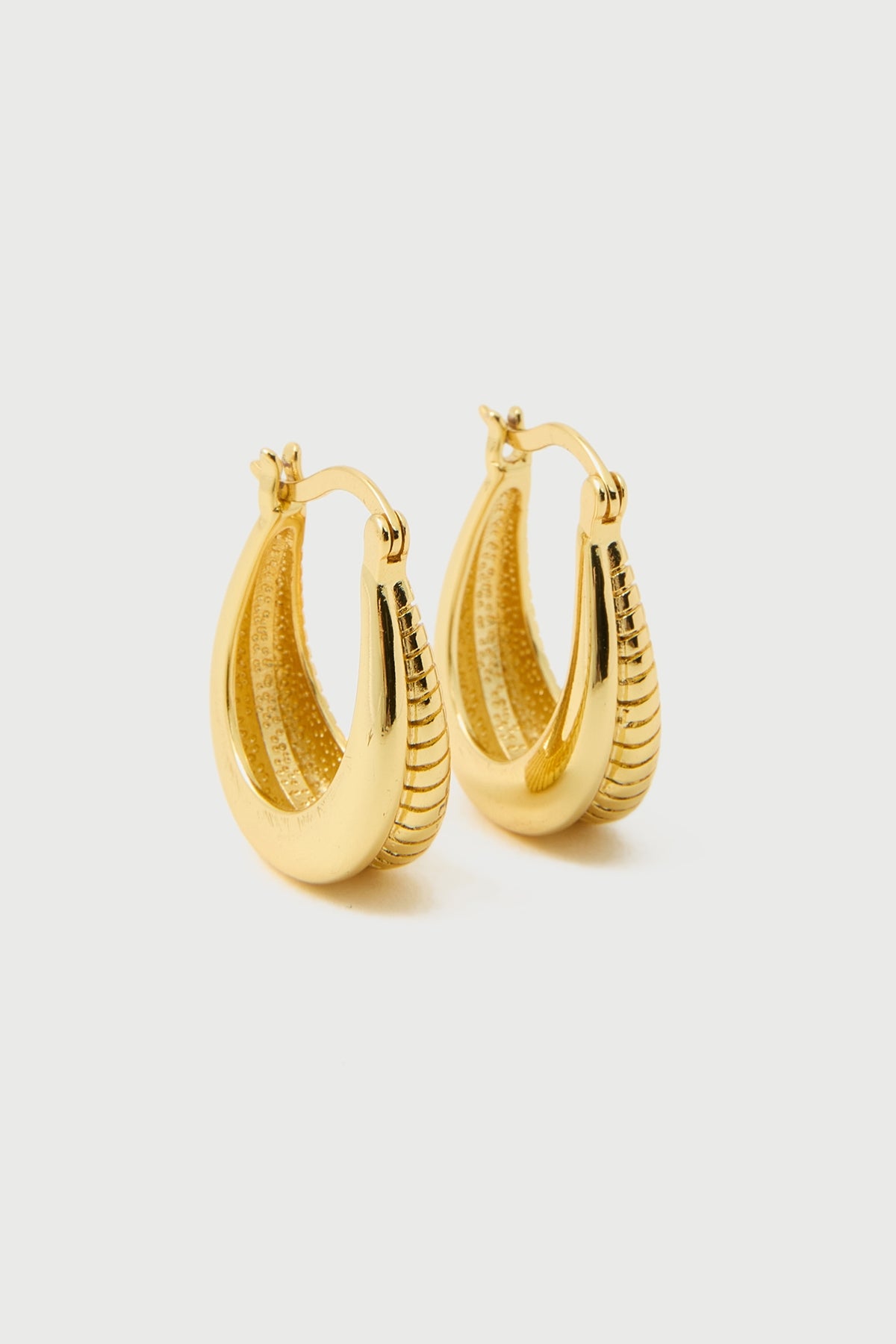 Perfect Stranger Billie Hoop Earrings 18K Gold