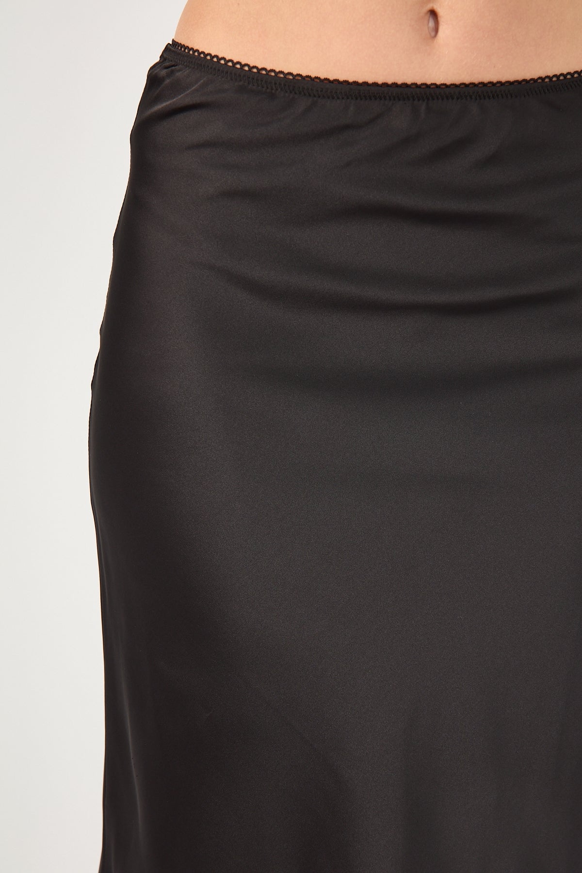 Perfect Stranger Evie Satin Maxi Skirt Black