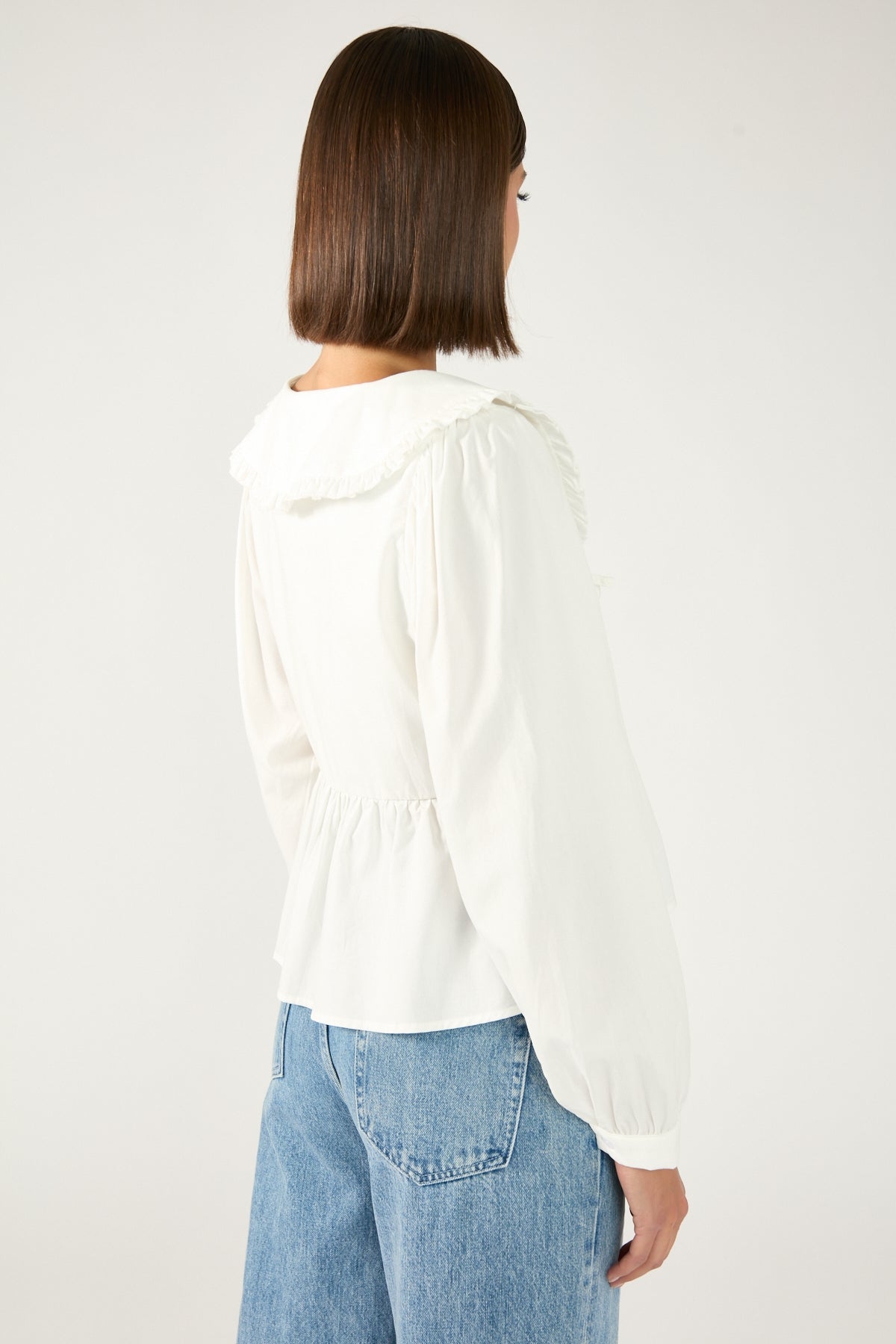 Perfect Stranger Ingrid Long Sleeve Collared Blouse White