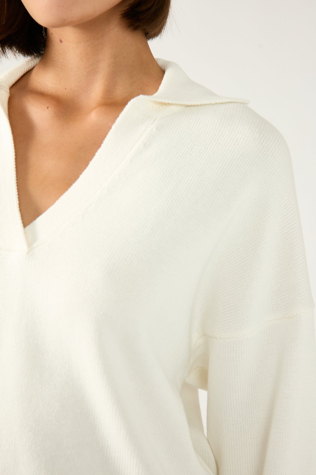 Perfect Stranger Amare Polo Neck Knit Cream