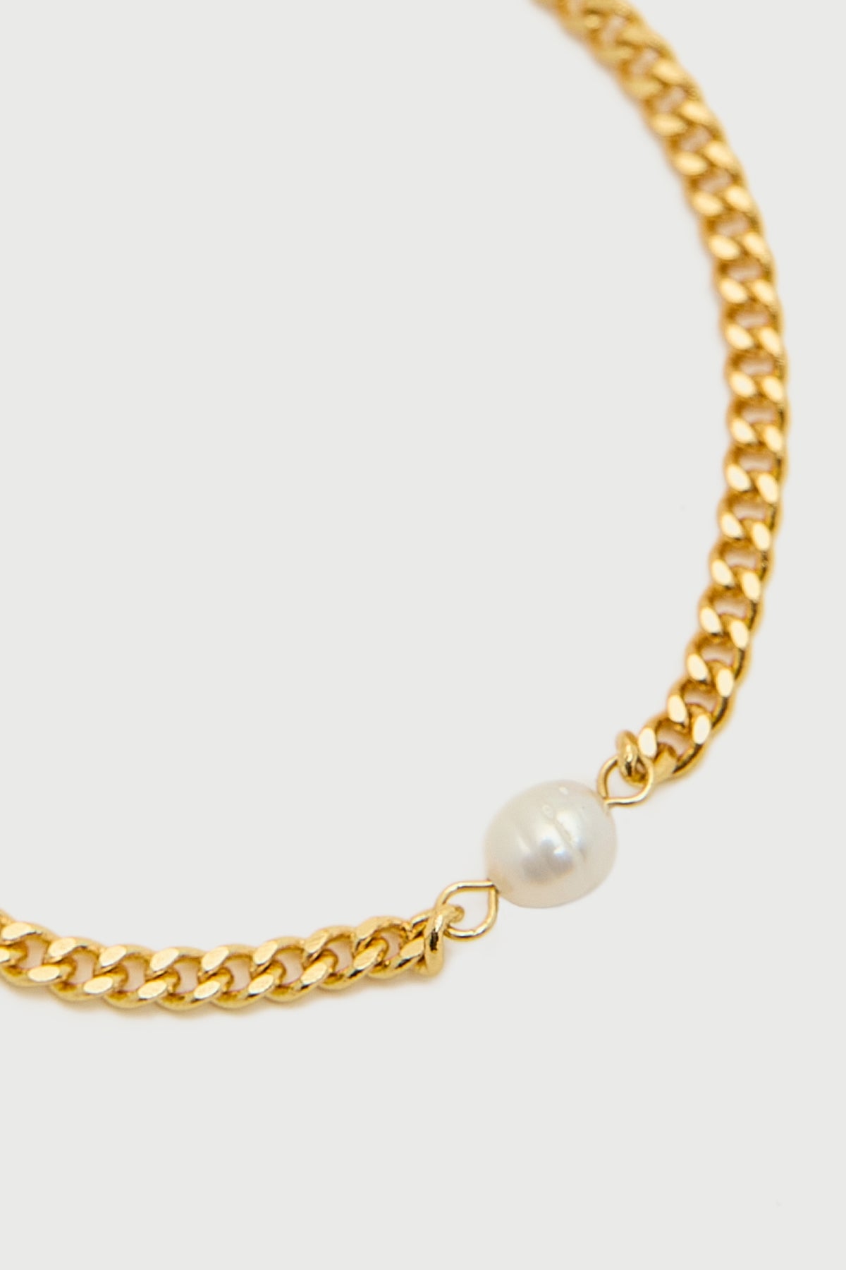 Perfect Stranger Pearl Chain Bracelet 18K Gold