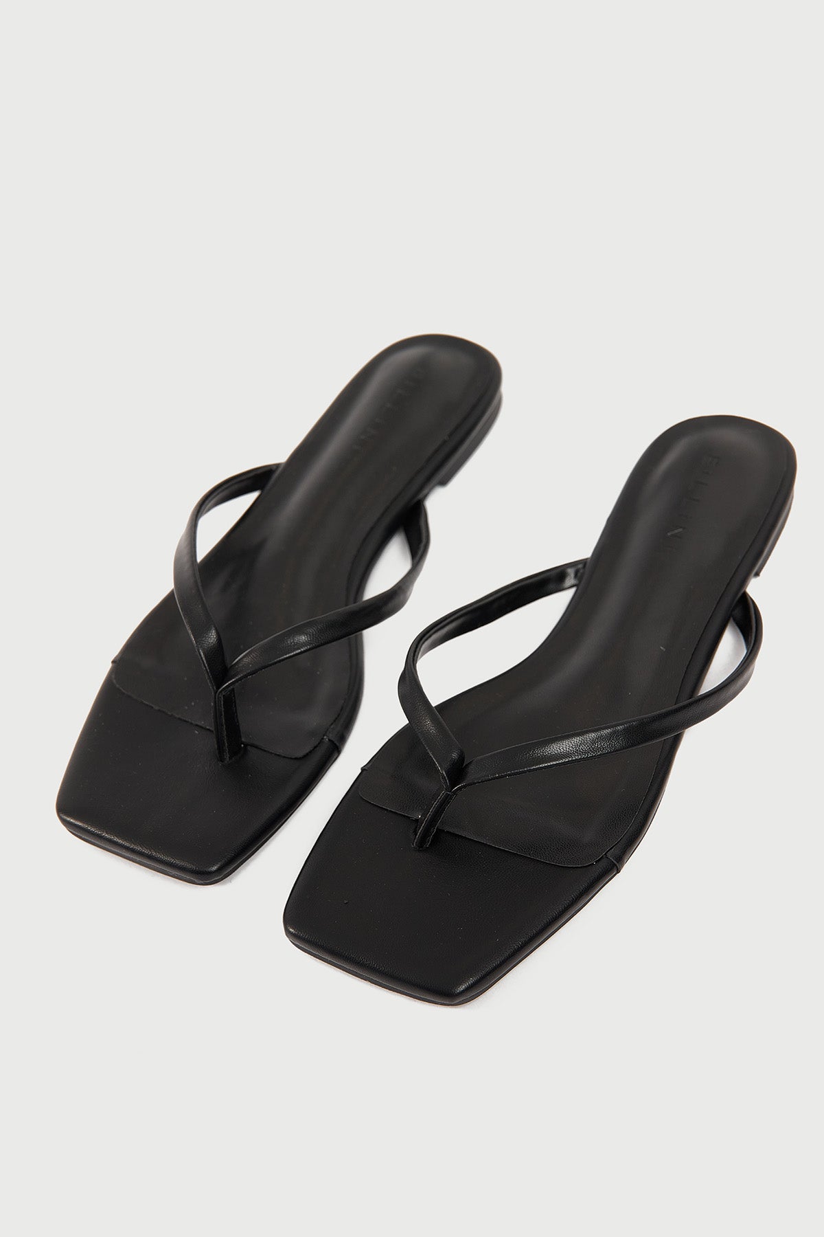 Billini Tove Slide Black