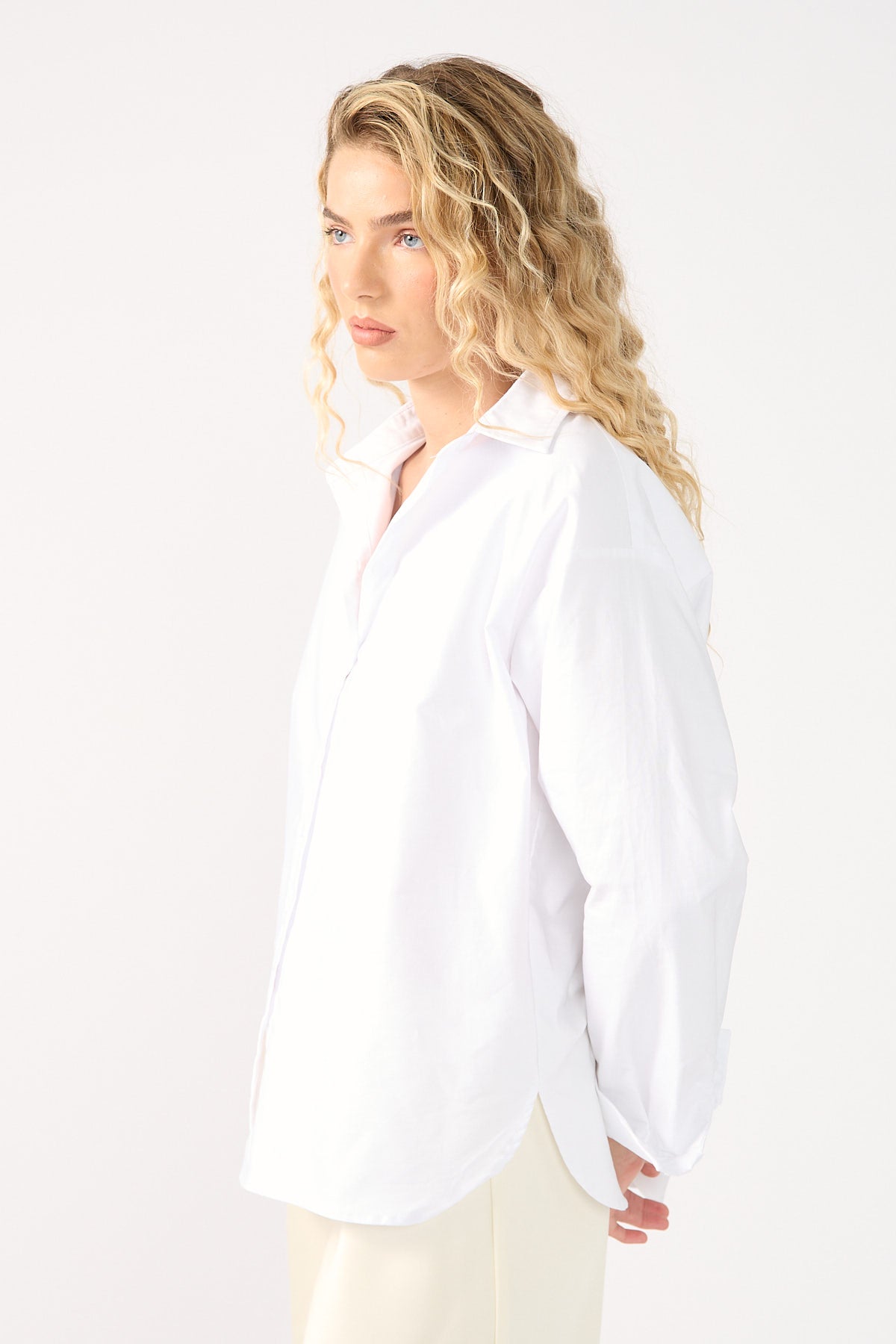 Perfect Stranger Oxford Long Sleeve Shirt White