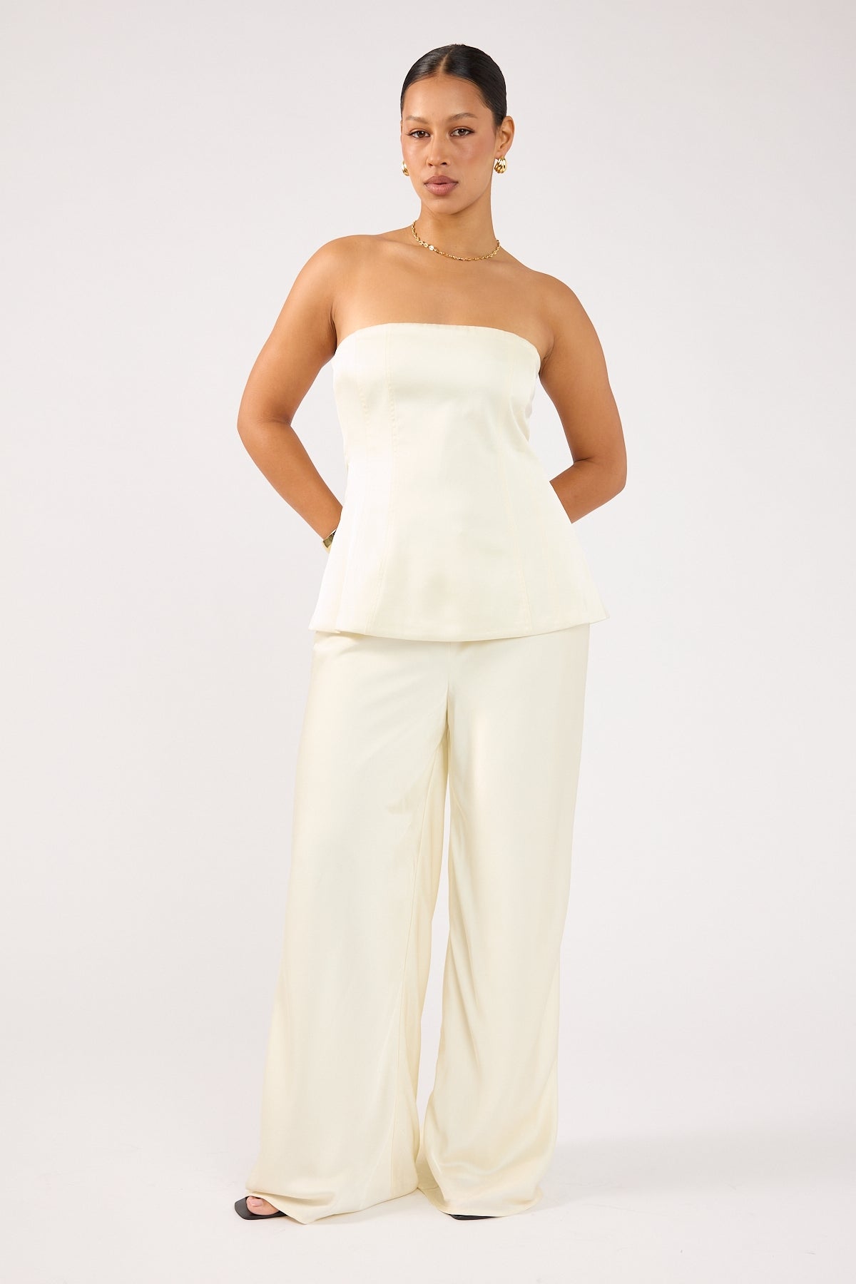 Perfect Stranger Edith Satin Strapless Top Cream