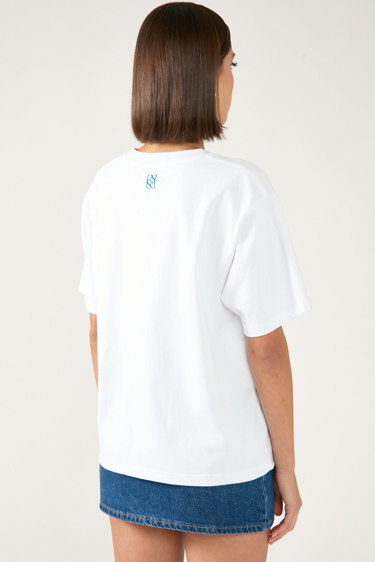 Perfect Stranger Picante Oversized Graphic Tee White