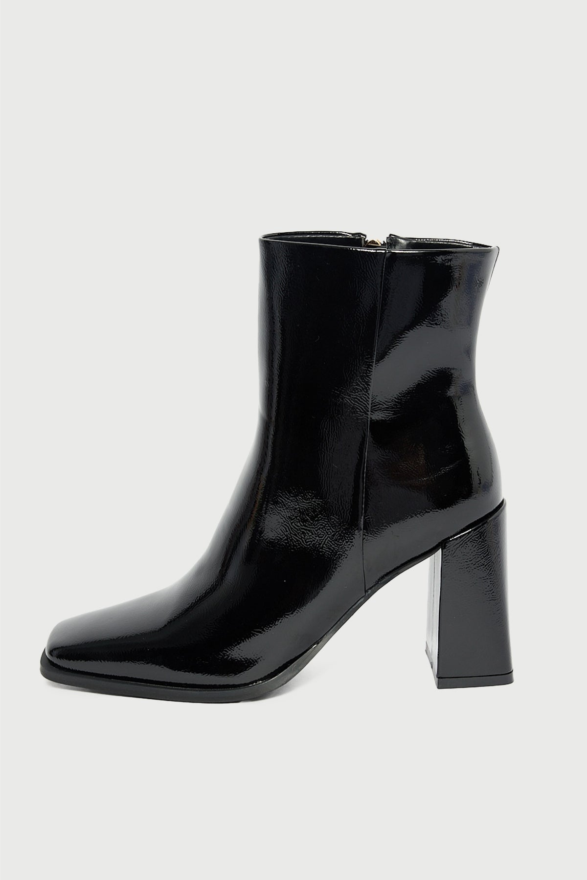 Billini Chika Black