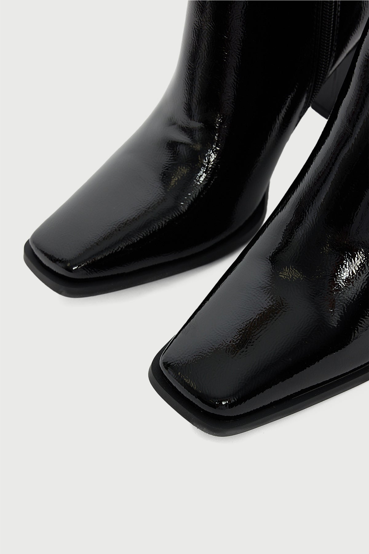 Billini Chika Black
