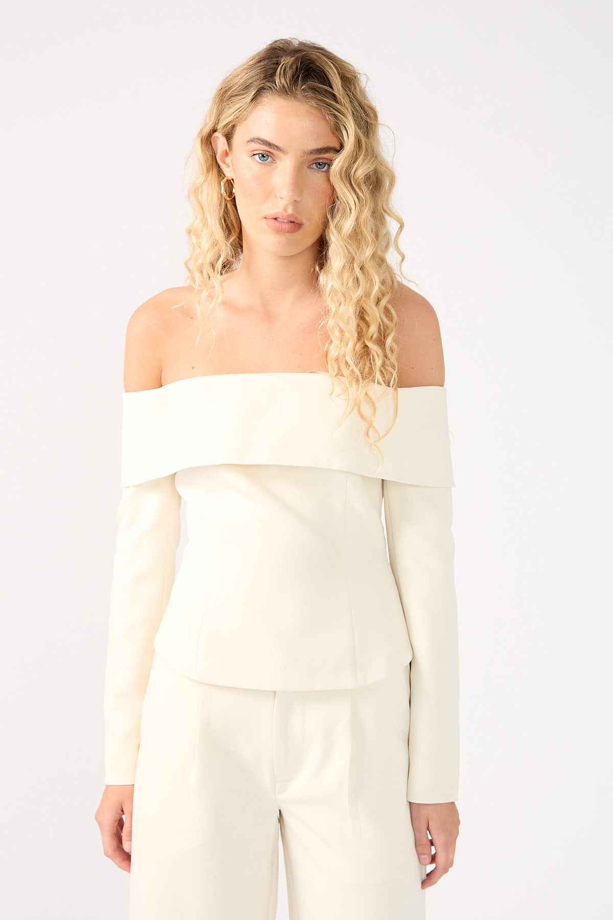 Perfect Stranger Lupa Off Shoulder Long Sleeve Top Cream