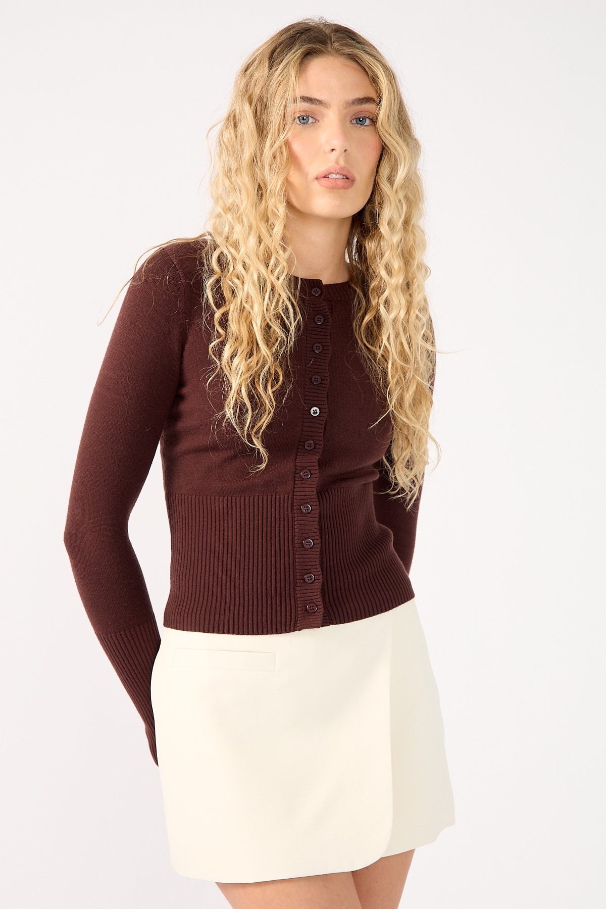 Perfect Stranger Lupa Mid Rise Skort Cream