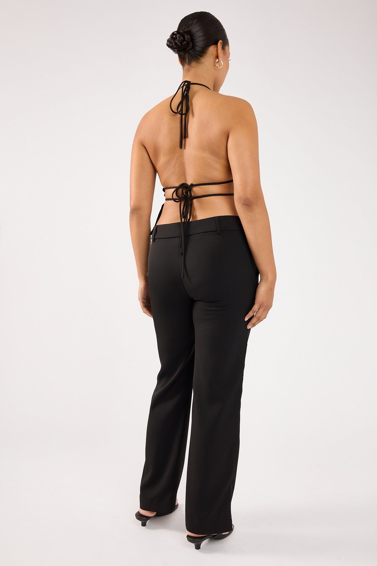 Perfect Stranger Nylah Low Rise Pintuck Tailored Pant Black