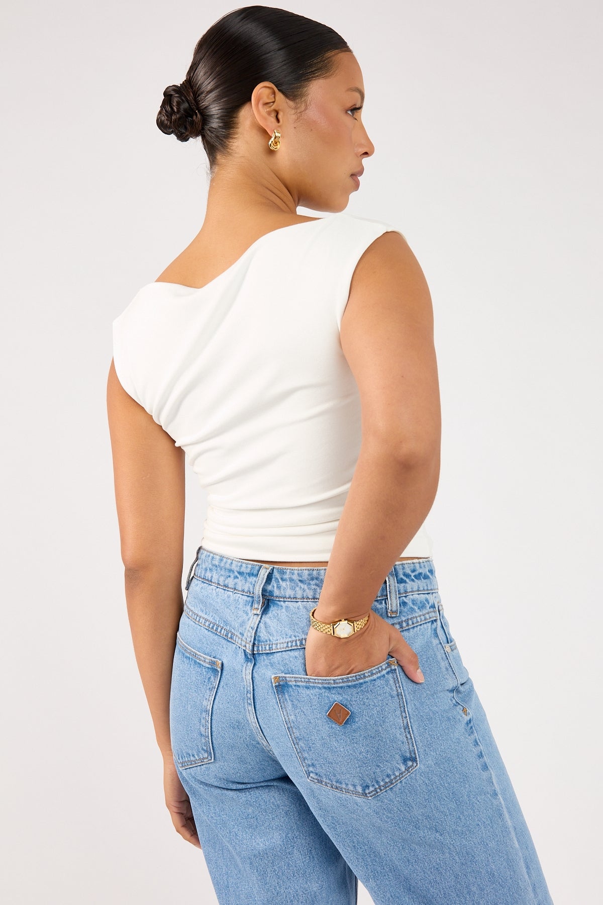 Perfect Stranger Kai Boat Neck Top White