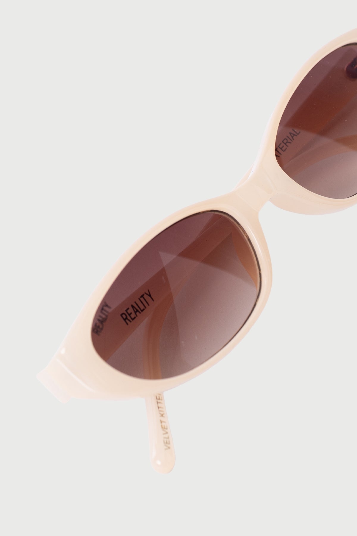 Reality Eyewear Velvet Kitten Sunglasses Cream
