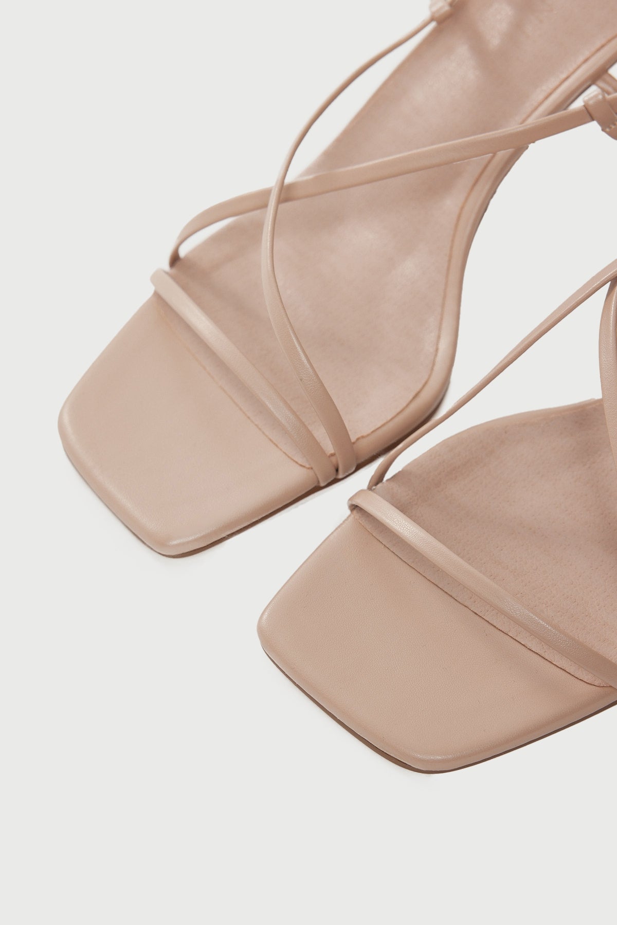 Billini Georgiana Nude