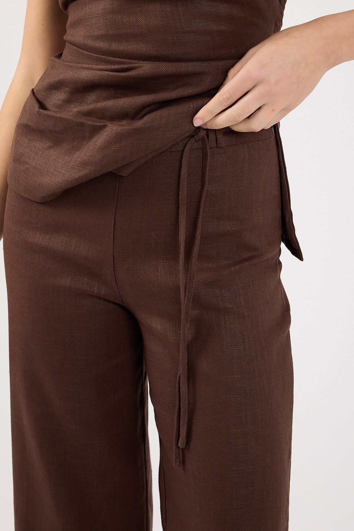 Perfect Stranger Marlo Mid Rise Menorca Pant Brown