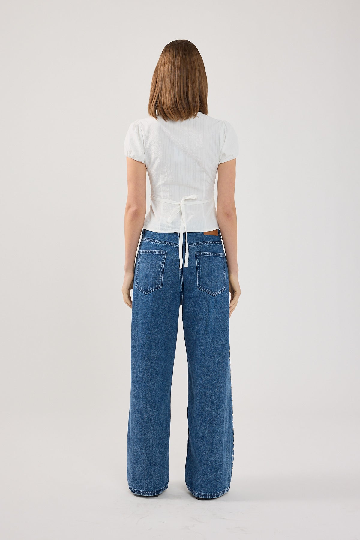 Perfect Stranger Aurora Keyhole Top White