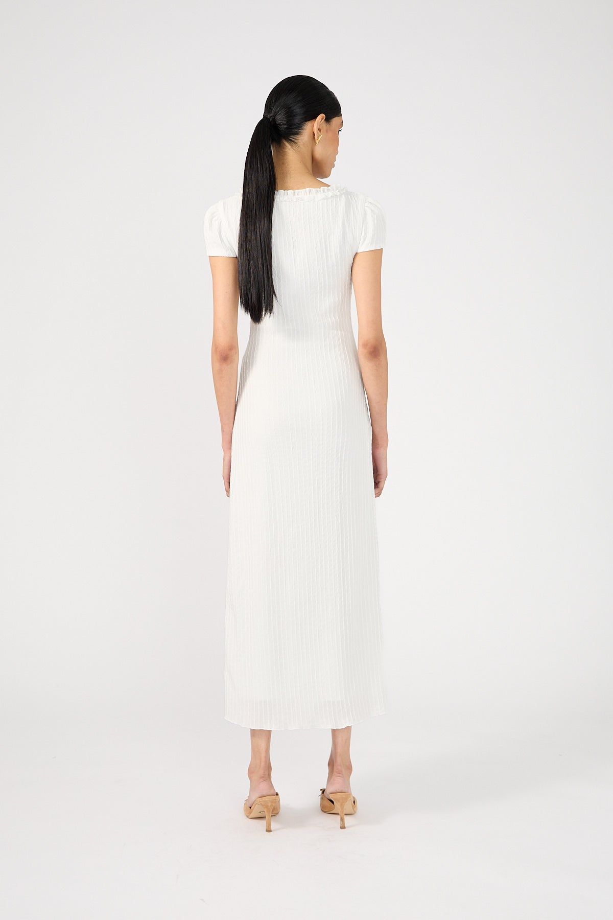 Perfect Stranger Mimsy Short Sleeve Midi Dress White