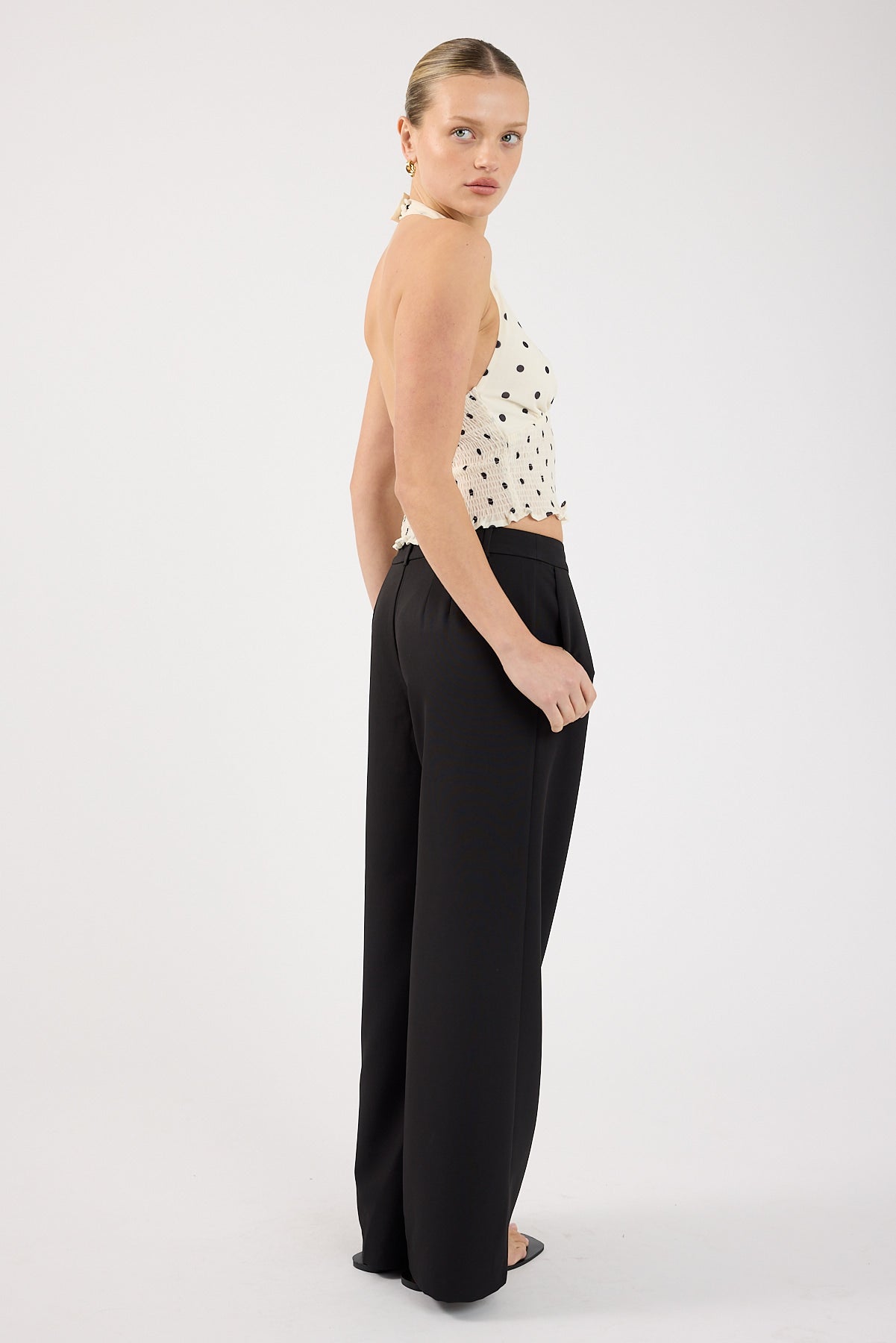 Perfect Stranger Lupa Mid Rise Pleated Tailored Pant Black