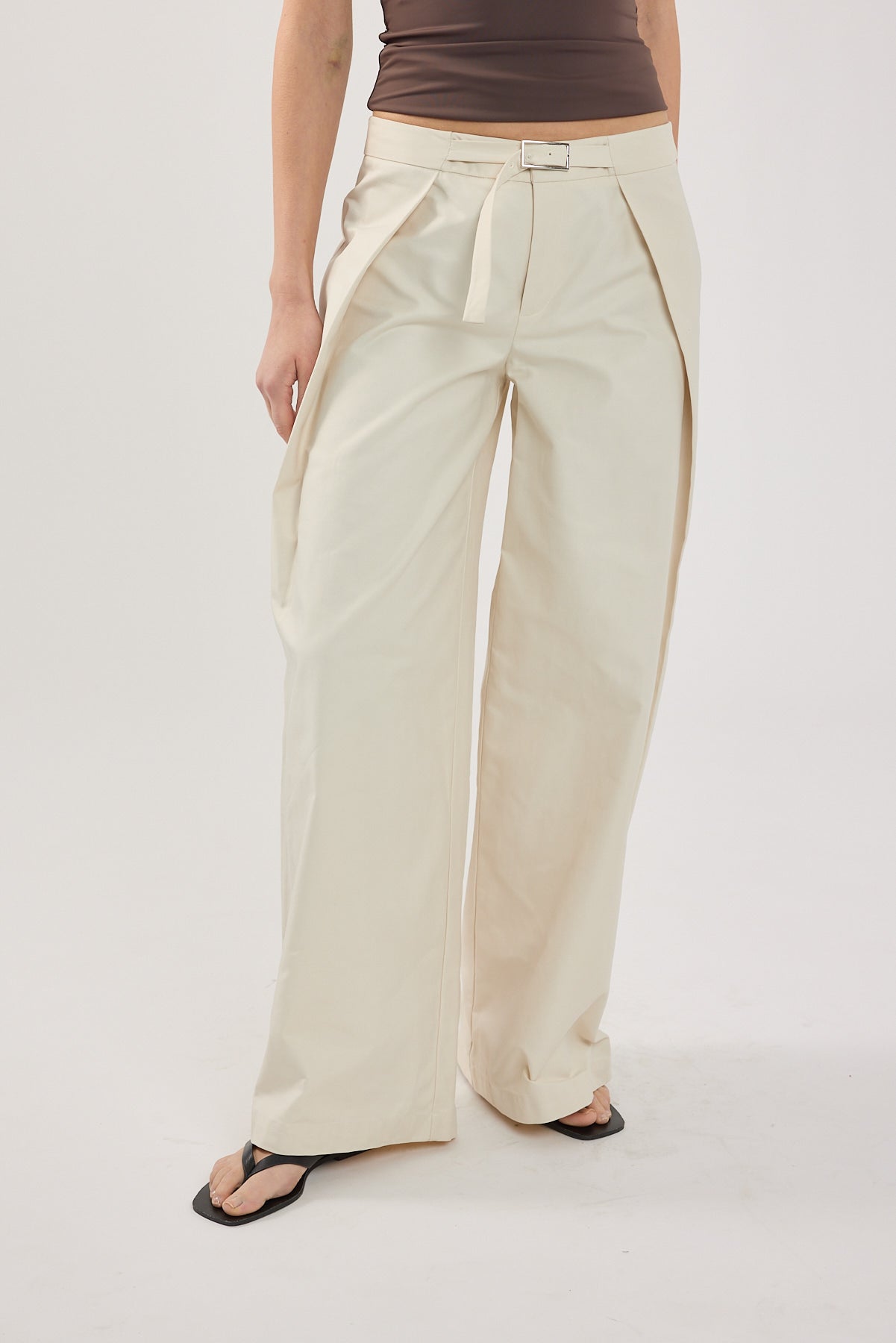 Perfect Stranger Duo Wrap Mid Rise Tailored Pant STONE