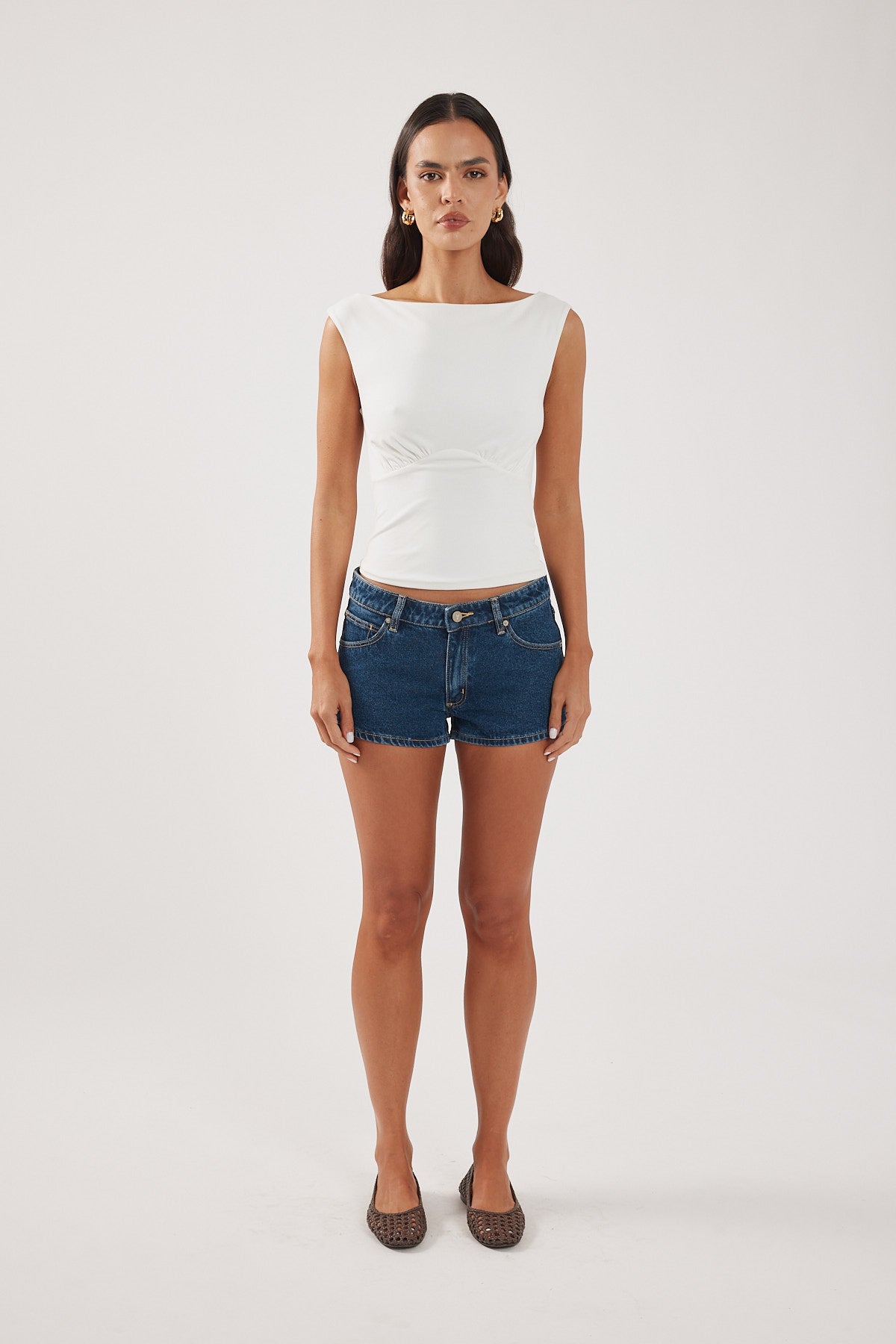 Abrand 99 Short Tara