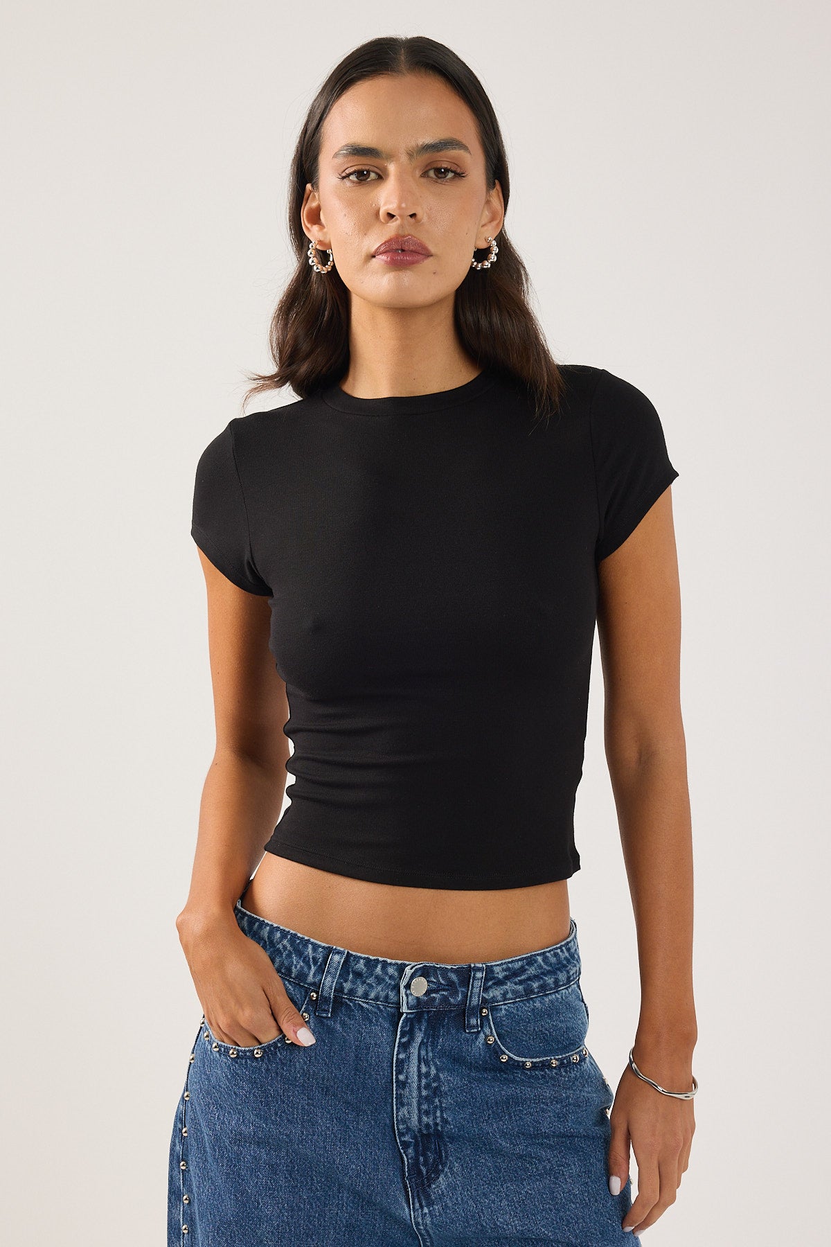 Perfect Stranger Better Viscose Cap Sleeve Tee Black