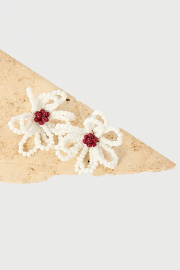 Perfect Stranger Elina Beaded Flower Earrings White